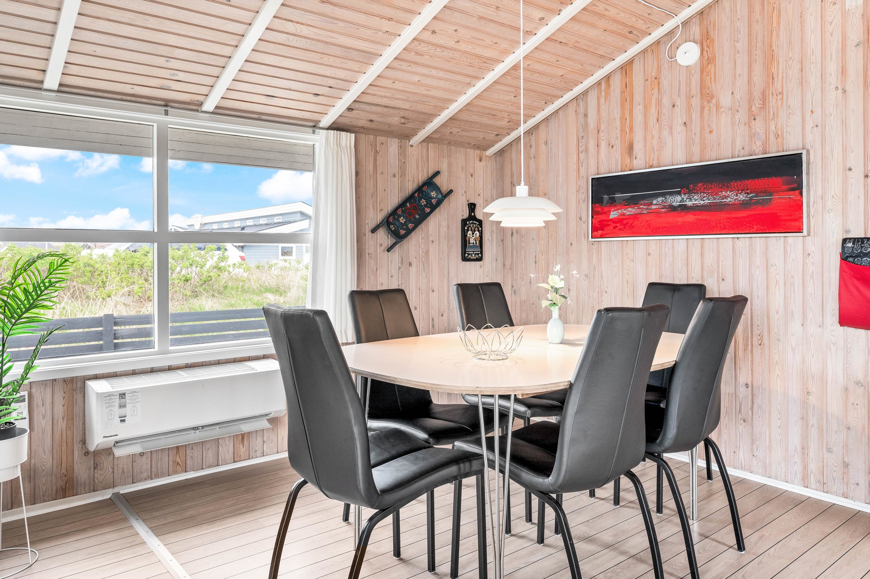 Fremhævet  billede i fuldskærmstilstand. Billede af Arvidvej 150, Bjerregaard, 6960 Hvide Sande