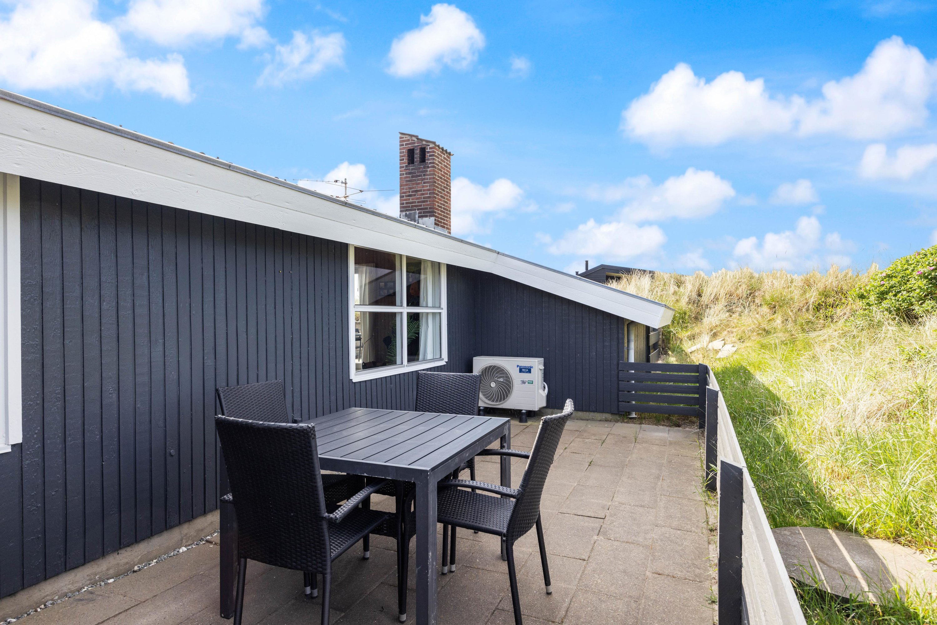 Fremhævet  billede i fuldskærmstilstand. Billede af Arvidvej 150, Bjerregaard, 6960 Hvide Sande