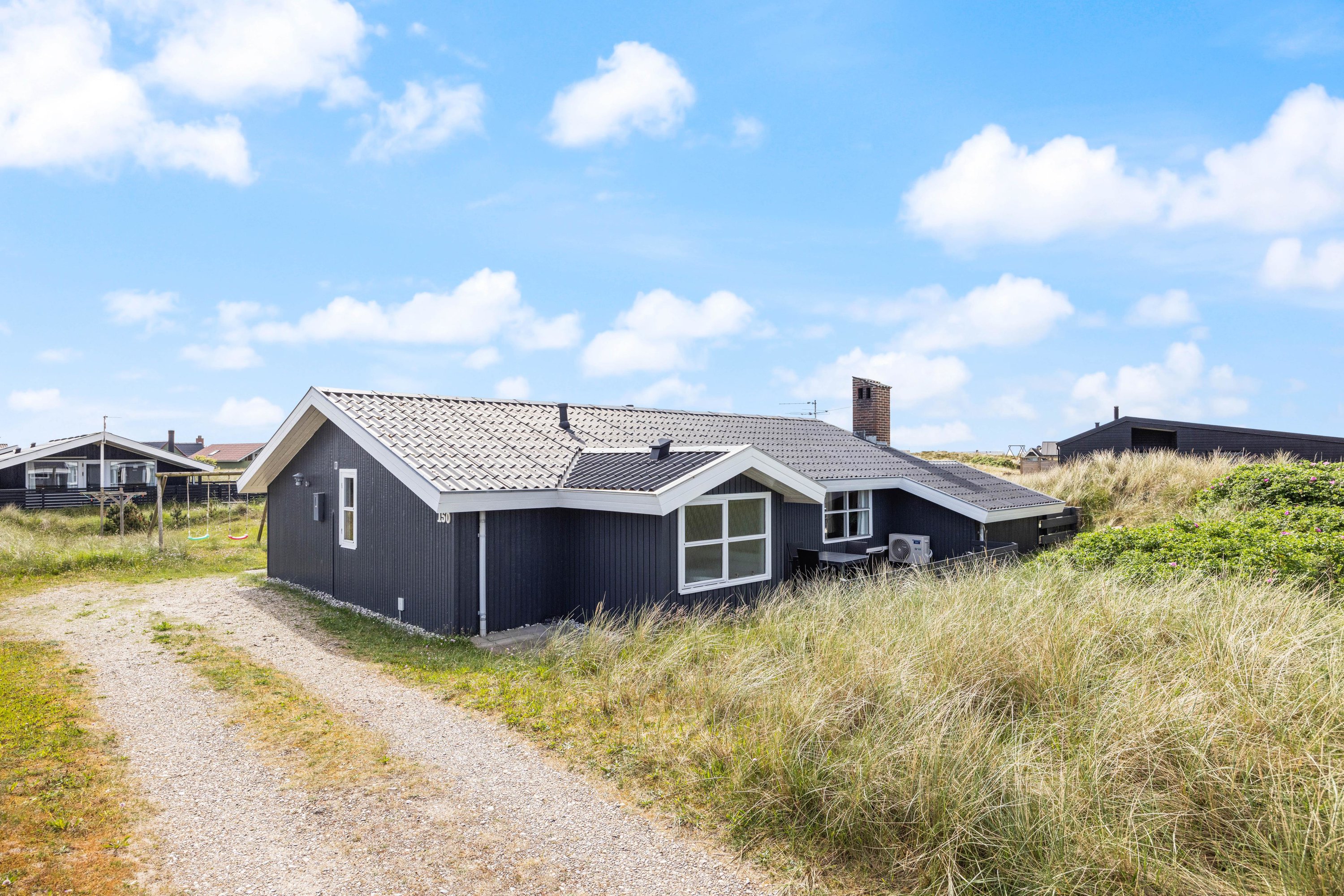 Fremhævet  billede i fuldskærmstilstand. Billede af Arvidvej 150, Bjerregaard, 6960 Hvide Sande