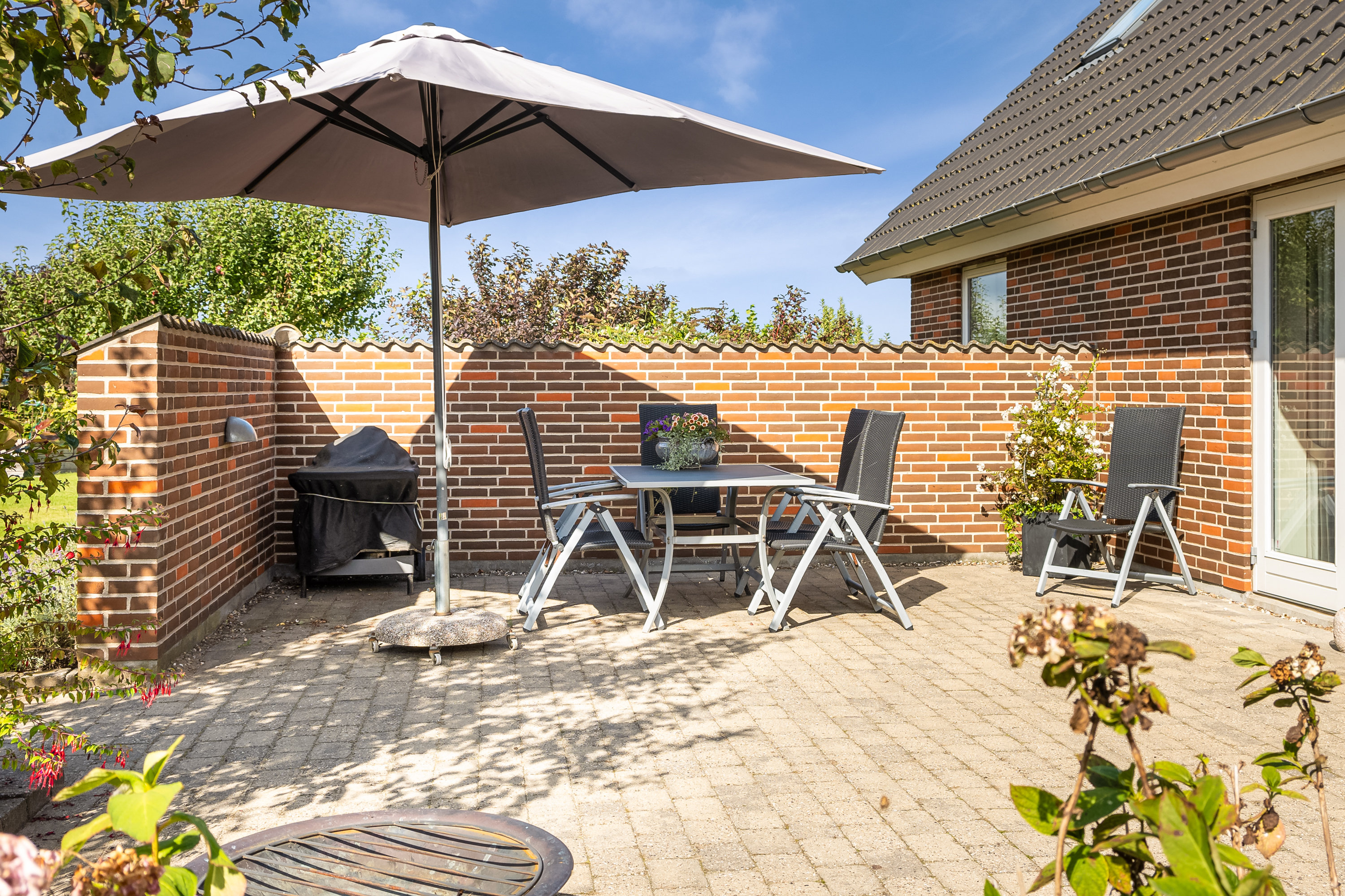 Fremhævet overdækket terrasse billede i fuldskærmstilstand. Billede af Oslovej 45, 5400 Bogense