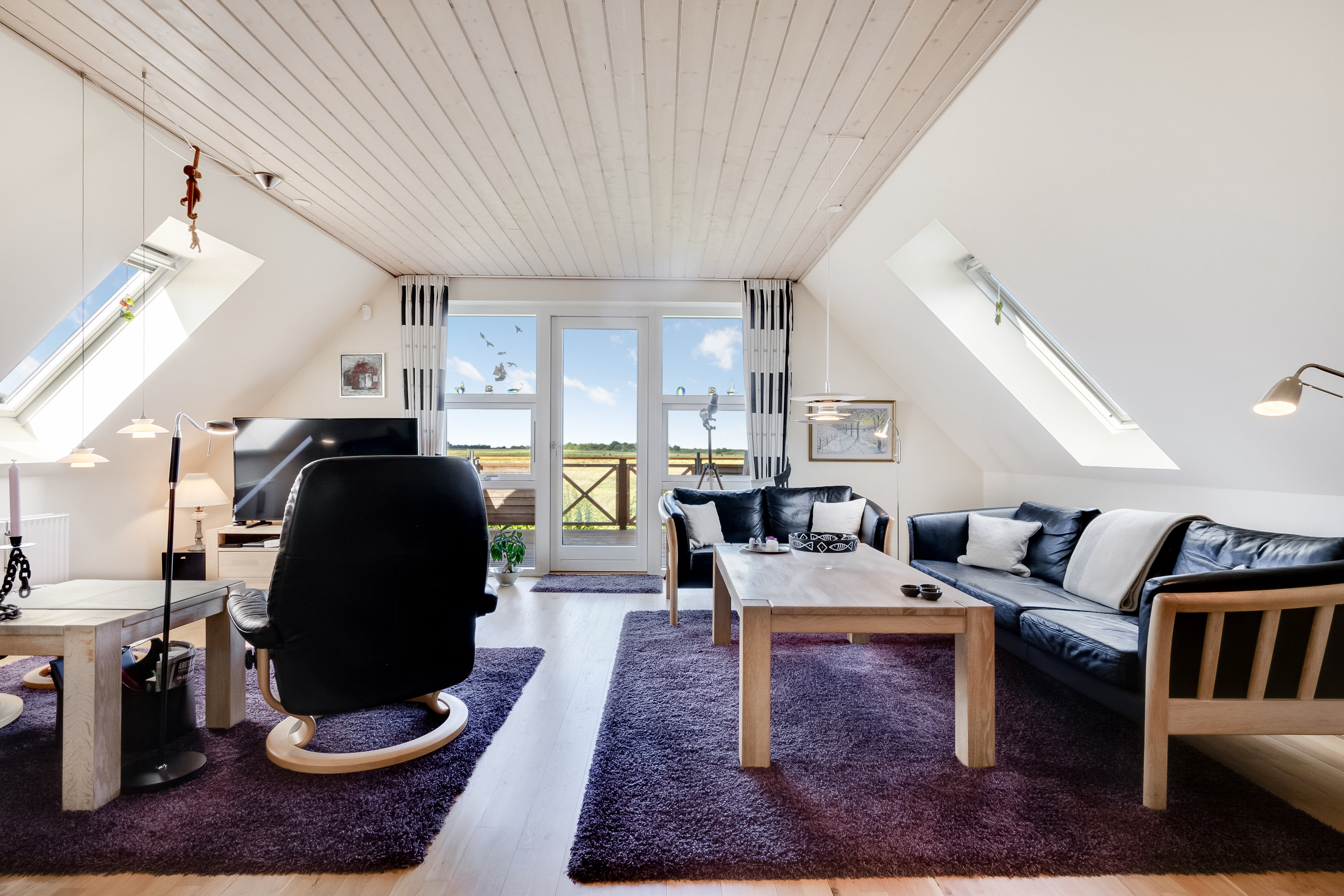 Fremhævet stue billede i fuldskærmstilstand. Billede af Oslovej 45, 5400 Bogense