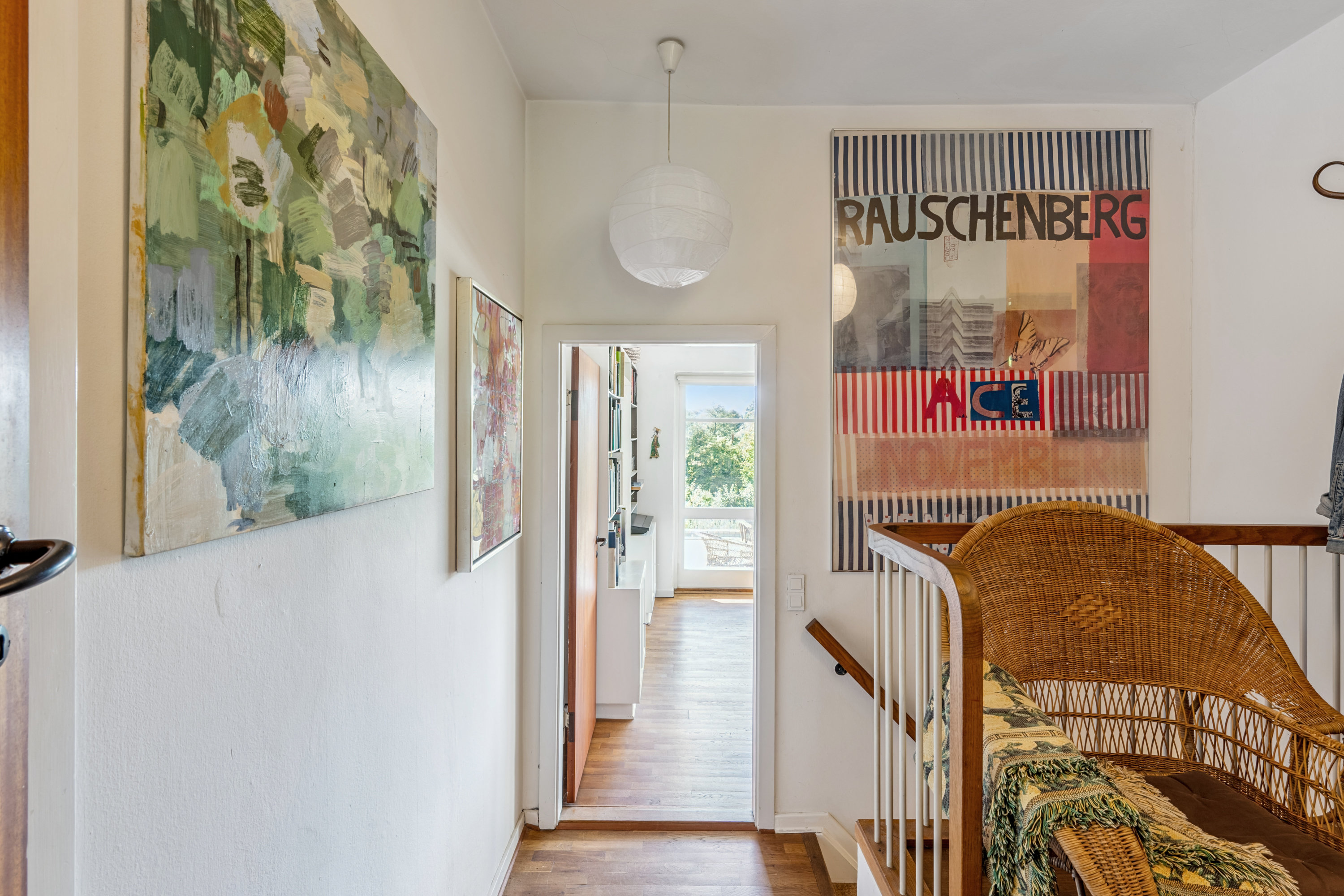 Fremhævet gang billede i fuldskærmstilstand. Billede af Skovvej 57, 2820 Gentofte