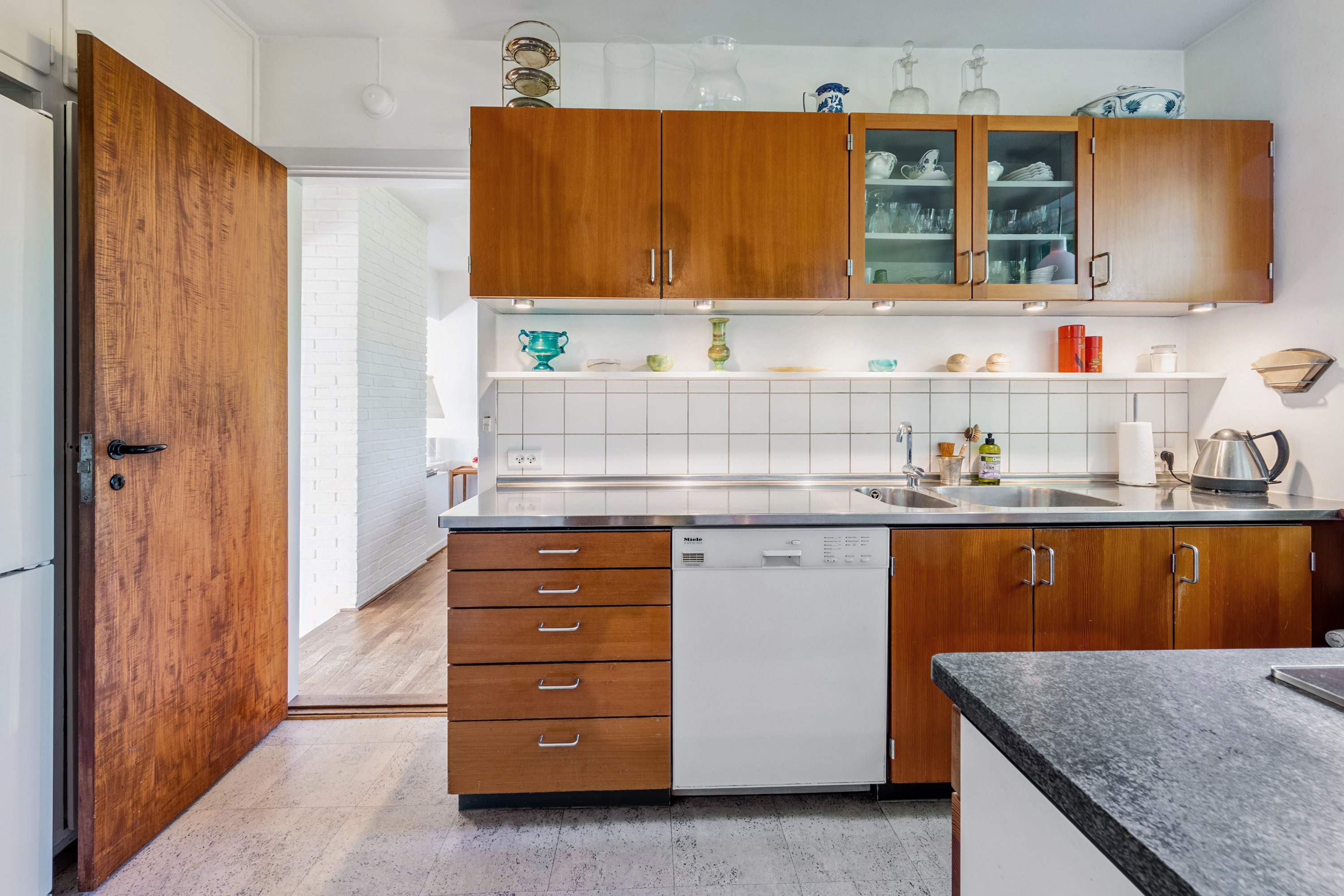 Fremhævet køkken billede i fuldskærmstilstand. Billede af Skovvej 57, 2820 Gentofte