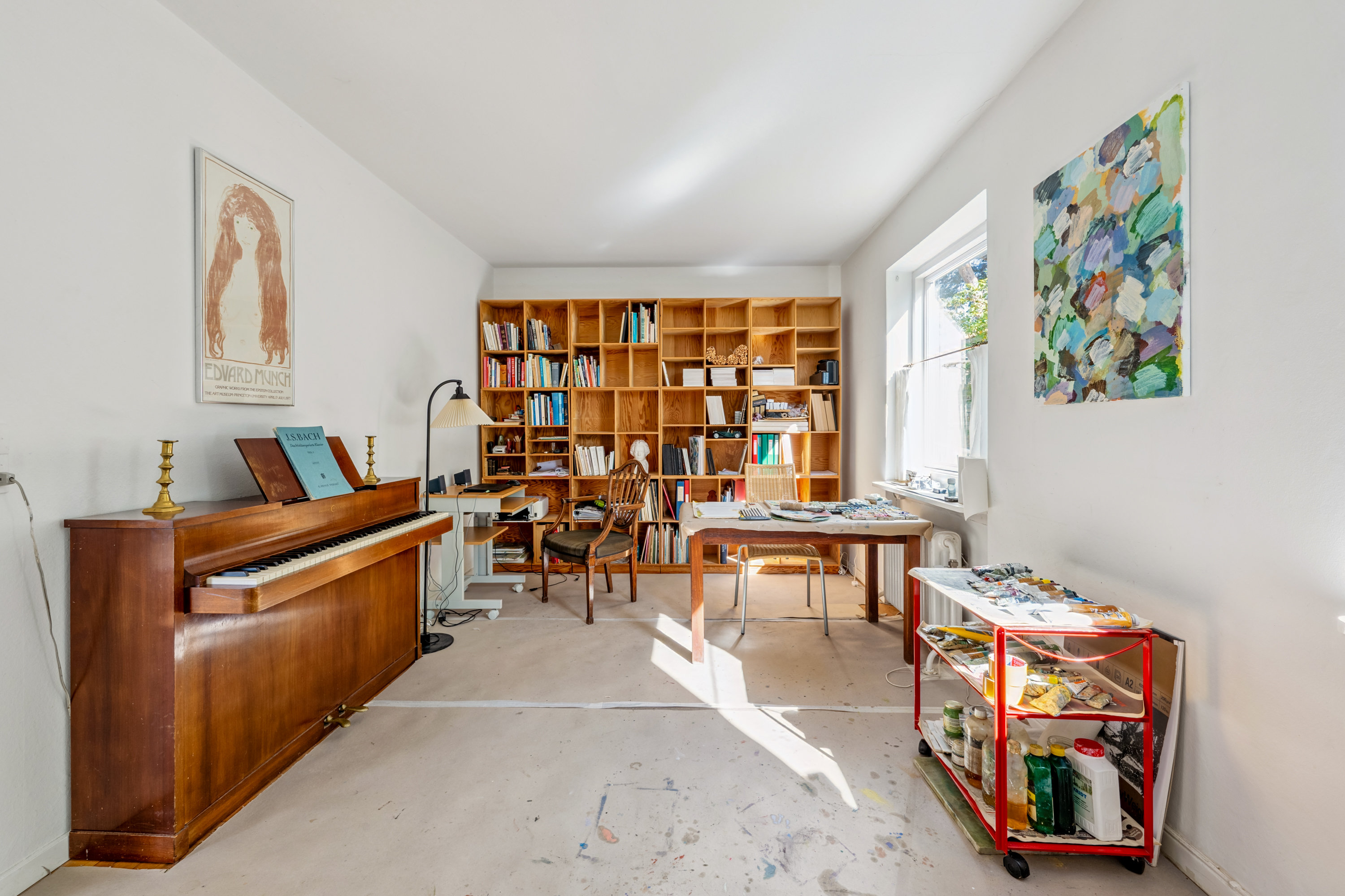 Fremhævet stue billede i fuldskærmstilstand. Billede af Skovvej 57, 2820 Gentofte