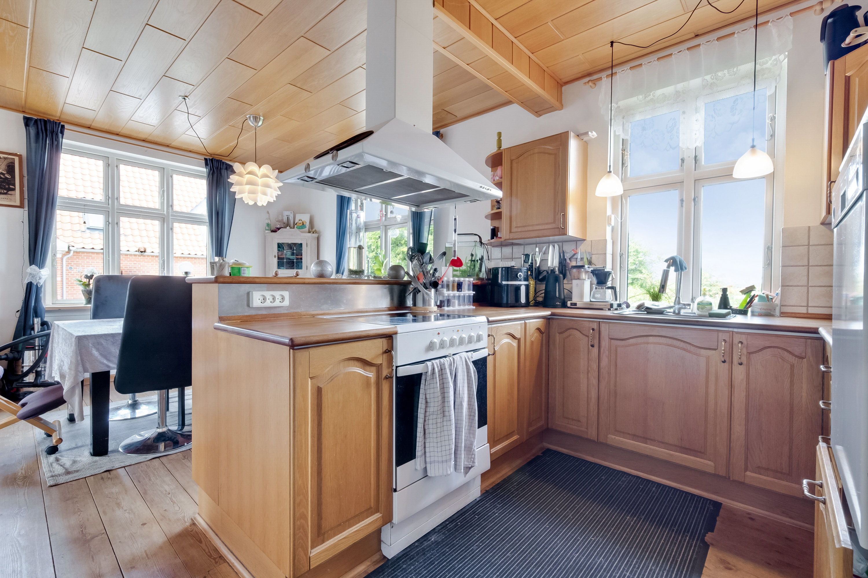 Fremhævet køkken billede i fuldskærmstilstand. Billede af Kauslundevej 88, Kauslunde, 5500 Middelfart