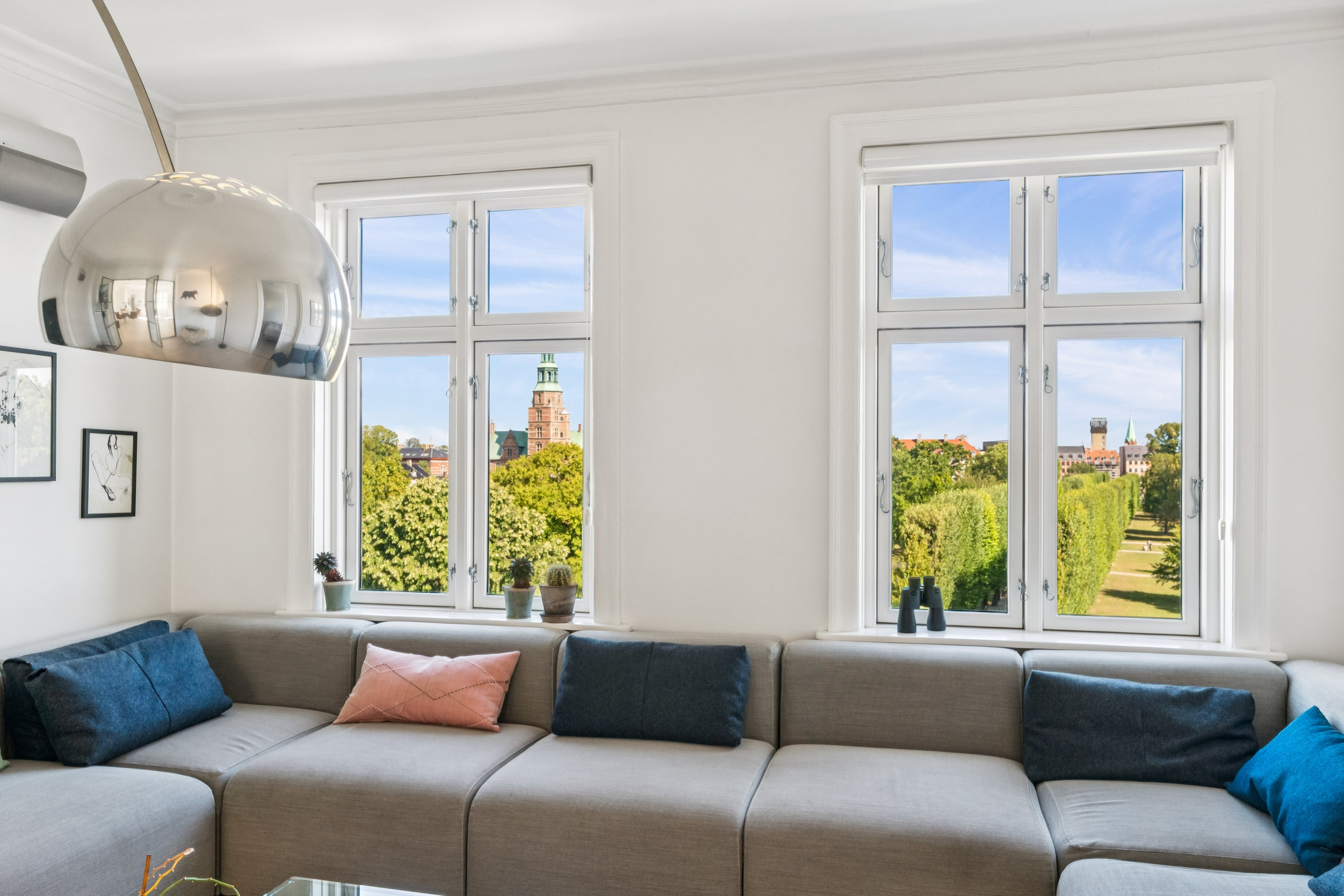 Fremhævet stue billede i fuldskærmstilstand. Billede af Gothersgade 95, 4. tv., 1123 København K