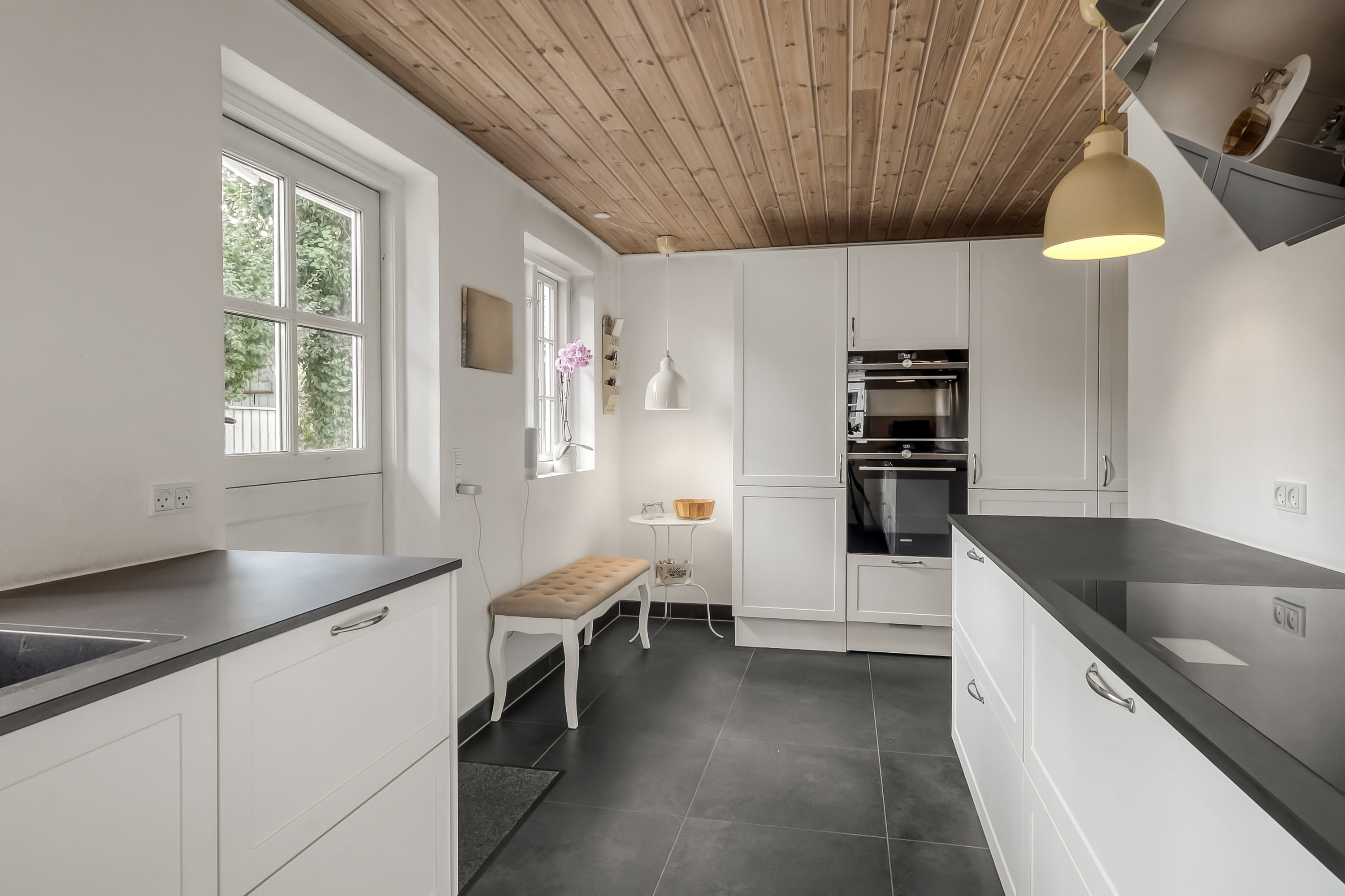 Fremhævet køkken billede i fuldskærmstilstand. Billede af Strandgade 47, Tåsinge, 5700 Svendborg