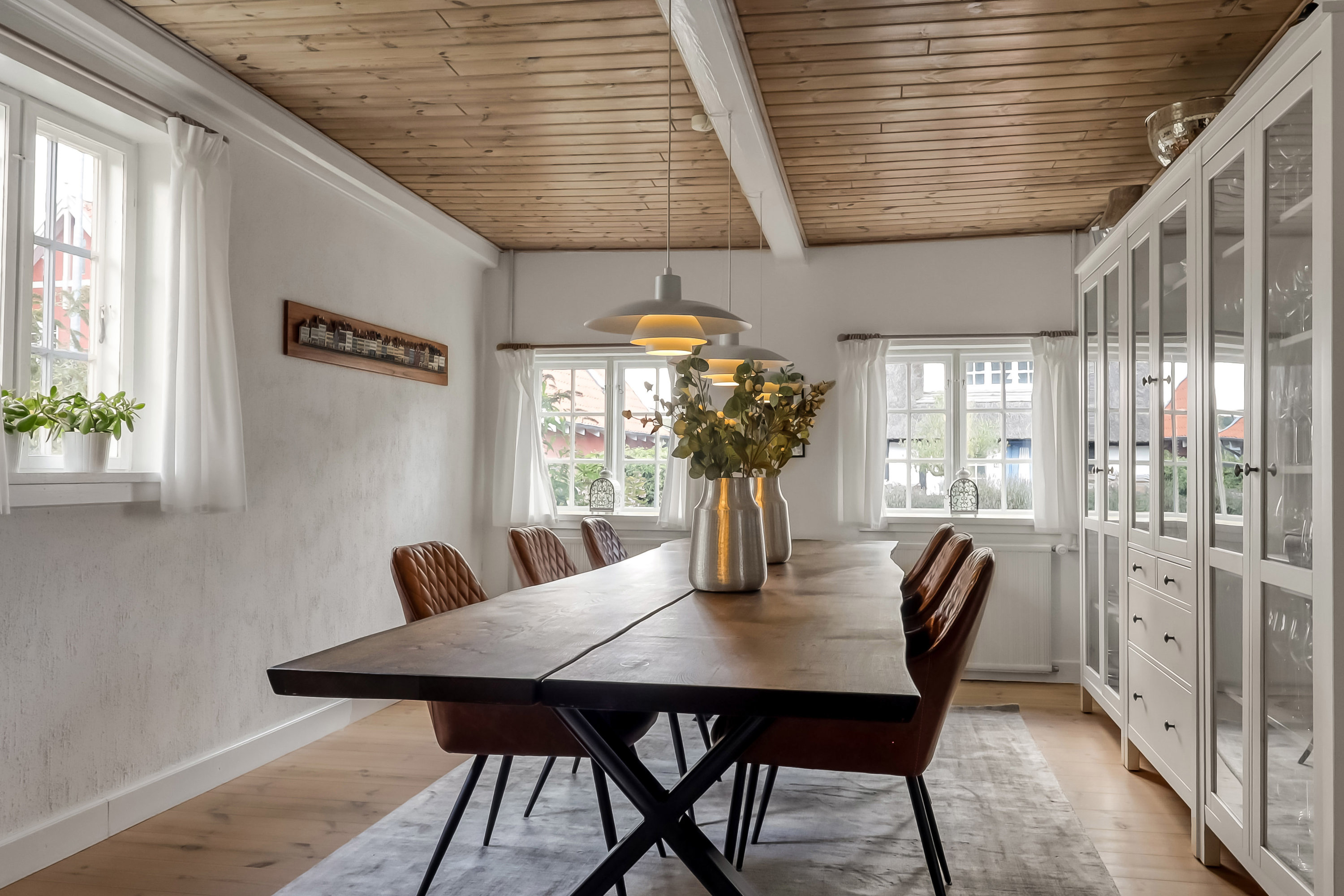 Fremhævet stue billede i fuldskærmstilstand. Billede af Strandgade 47, Tåsinge, 5700 Svendborg