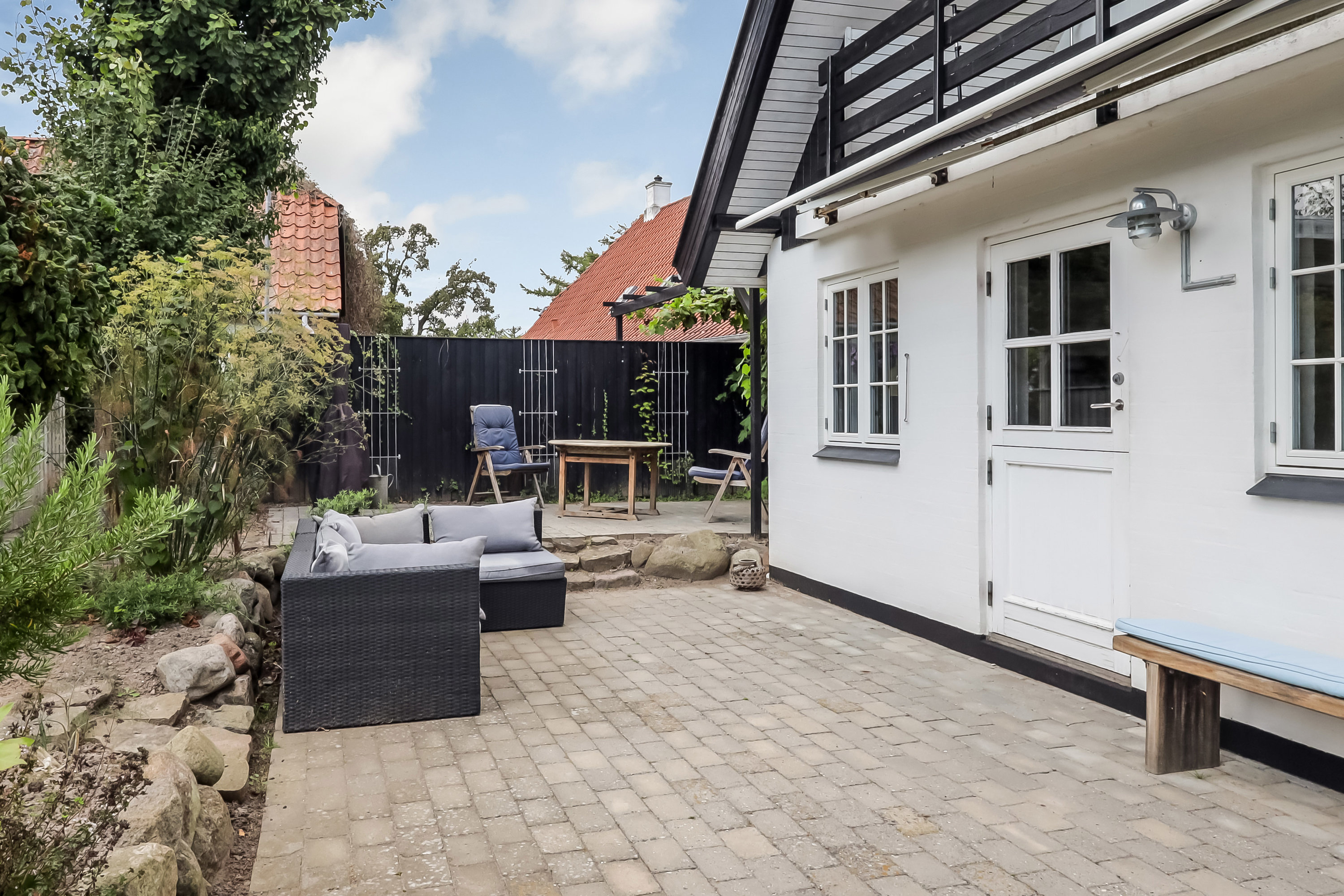 Fremhævet terrasse billede i fuldskærmstilstand. Billede af Strandgade 47, Tåsinge, 5700 Svendborg