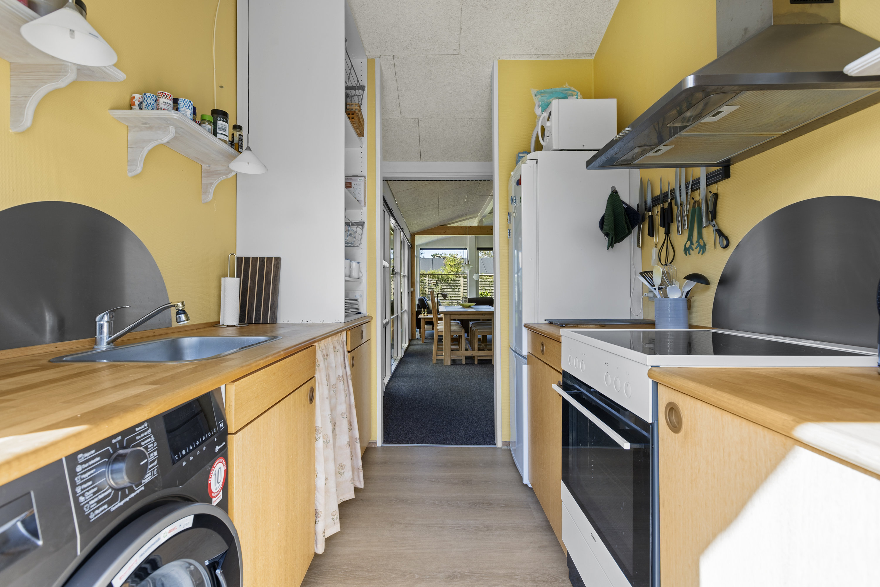 Fremhævet køkken billede i fuldskærmstilstand. Billede af Sortmejsevej 24, Ll Kongsmark, 4200 Slagelse