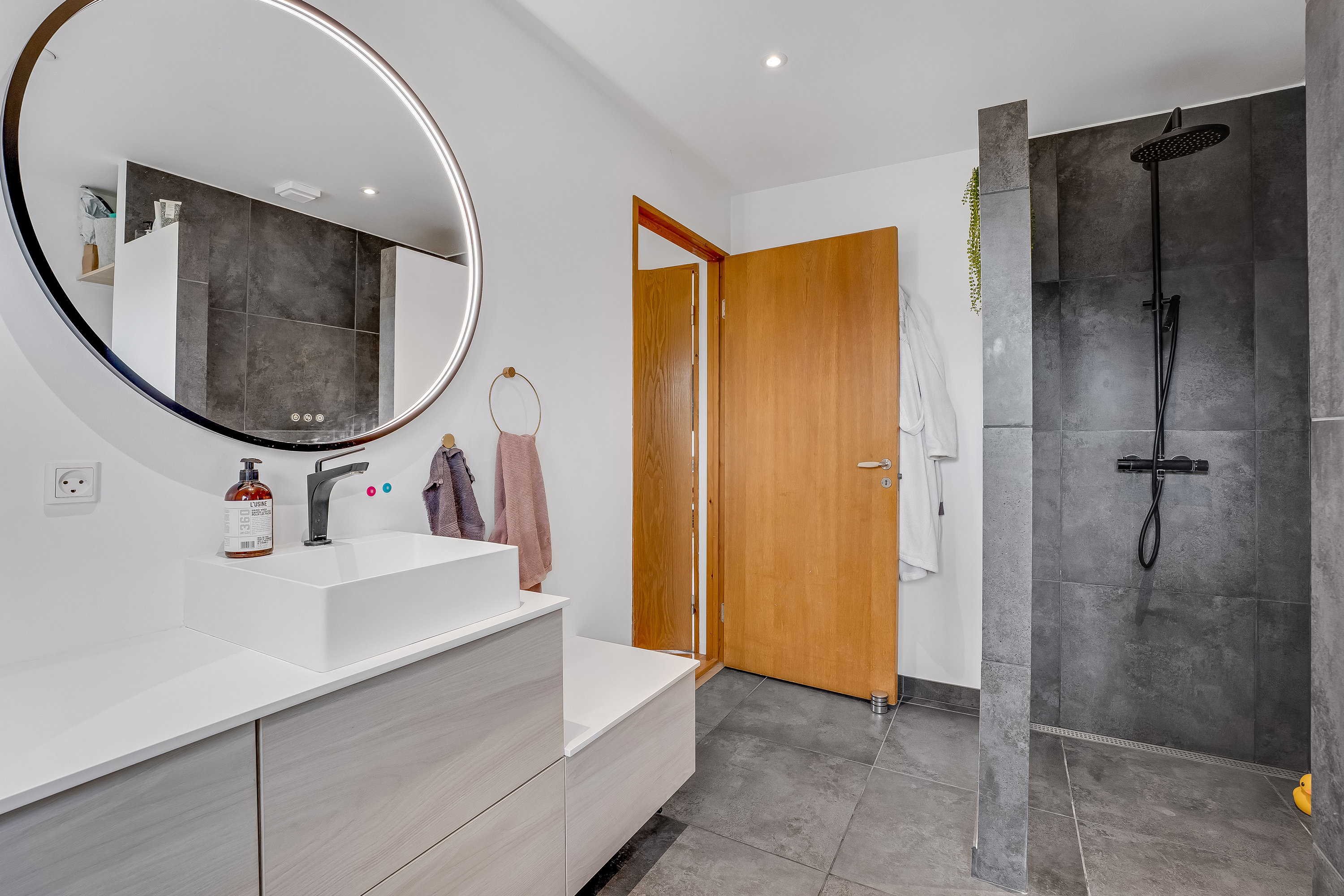 Fremhævet badeværelse billede i fuldskærmstilstand. Billede af Krummingen 8, Nagelsti, 4800 Nykøbing F