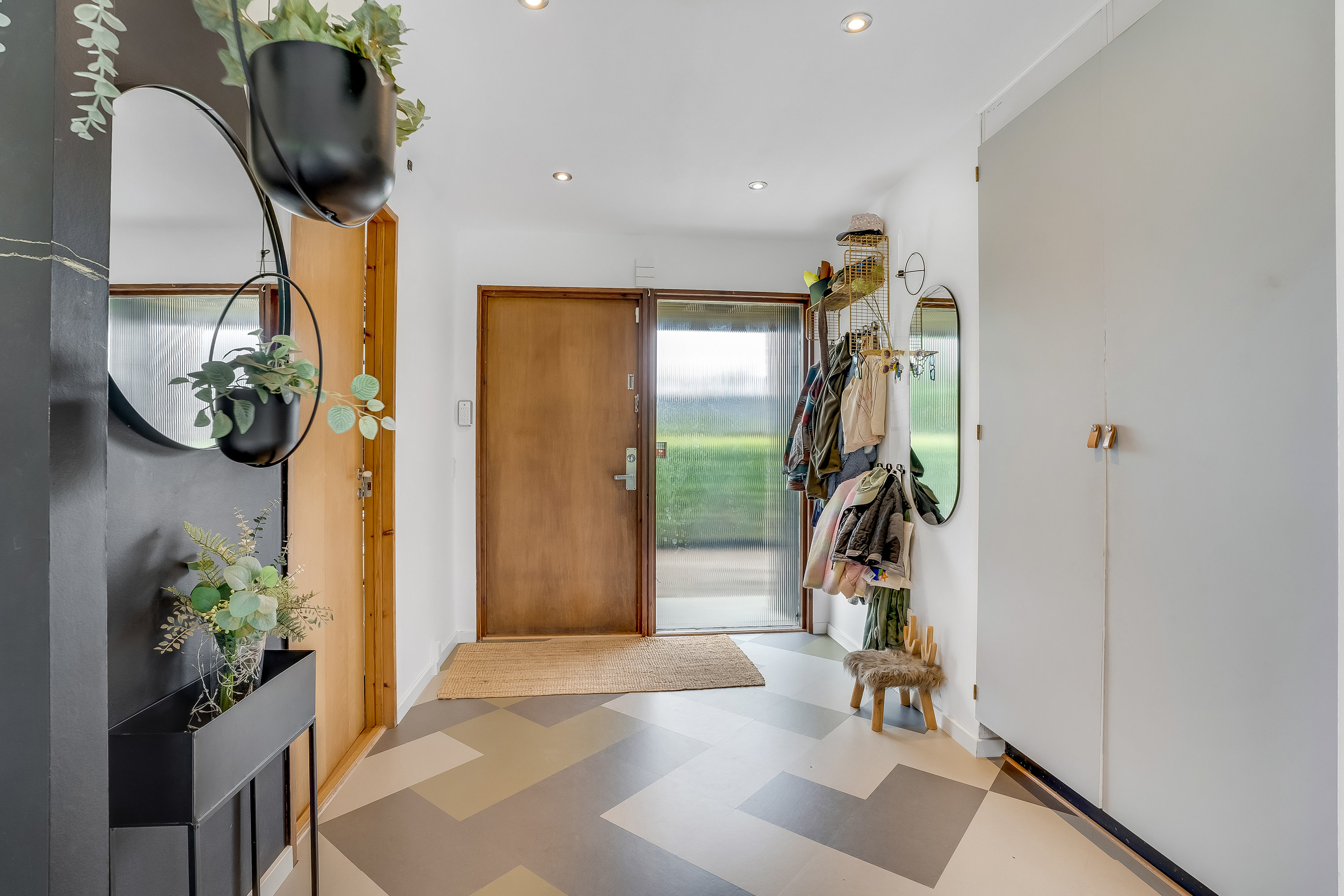 Fremhævet entré billede i fuldskærmstilstand. Billede af Krummingen 8, Nagelsti, 4800 Nykøbing F