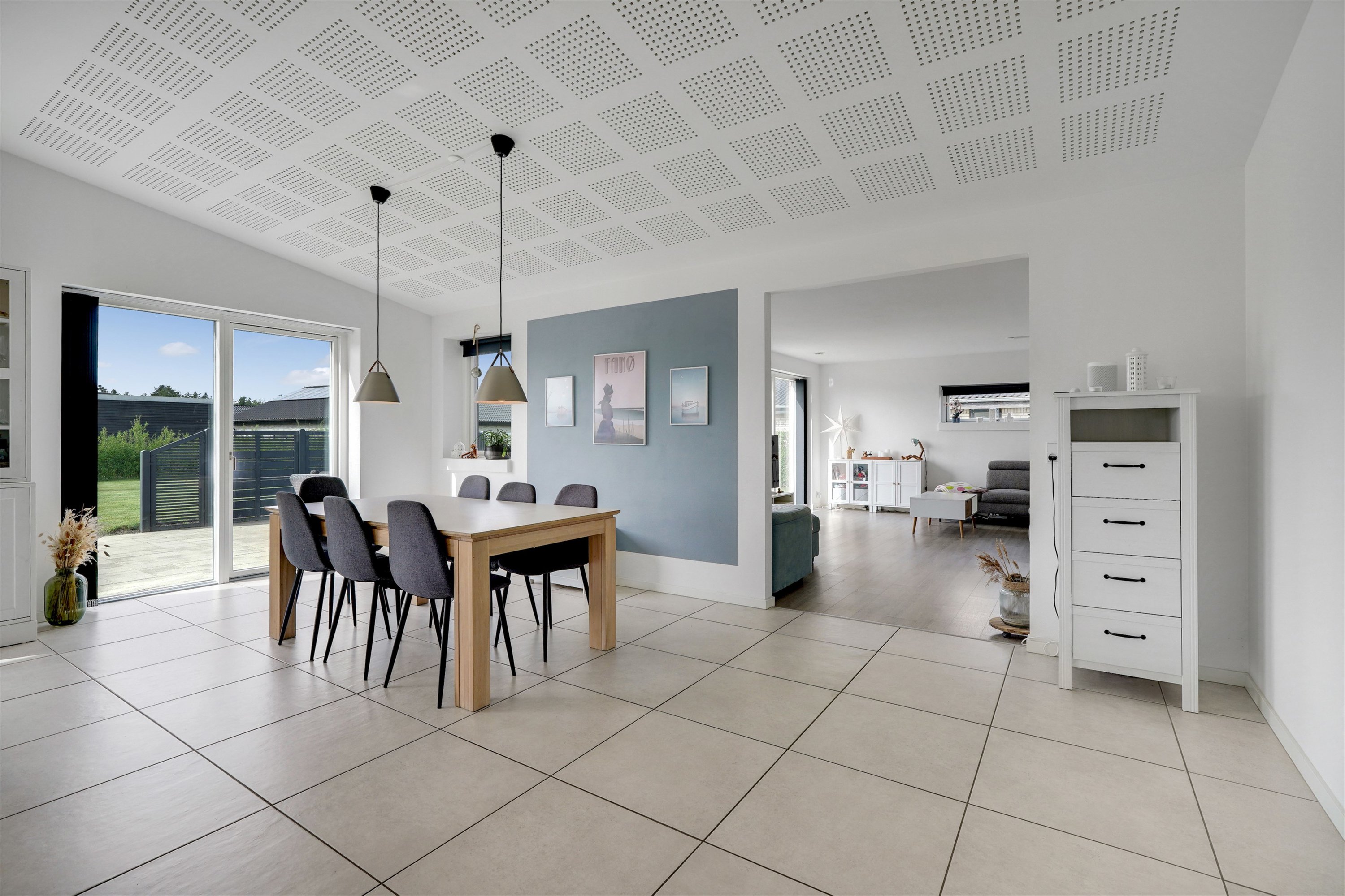 Fremhævet alrum billede i fuldskærmstilstand. Billede af Tusindbenet 4, 7190 Billund