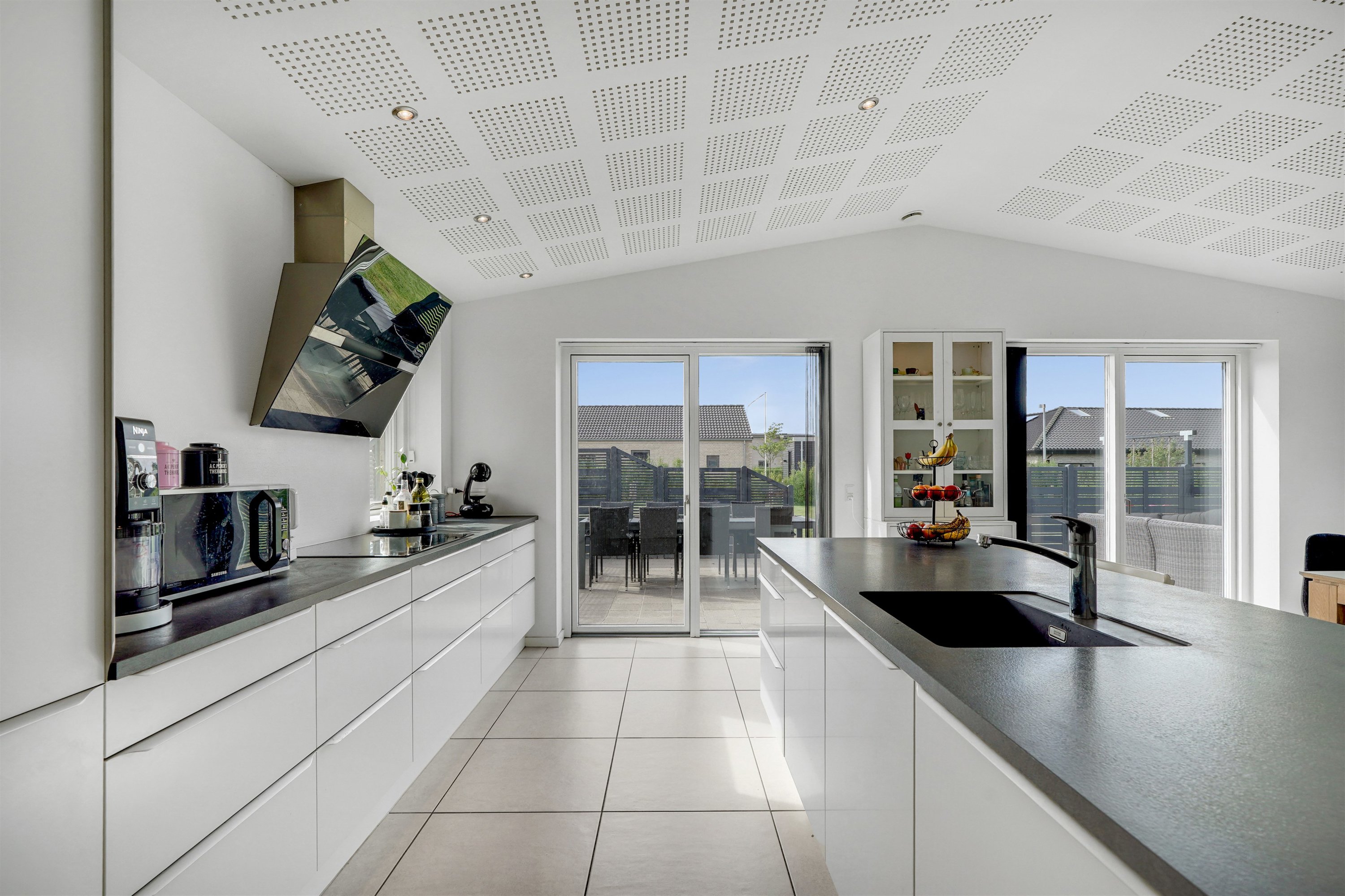 Miniaturebillede 1: køkken. Billede af Tusindbenet 4, 7190 Billund