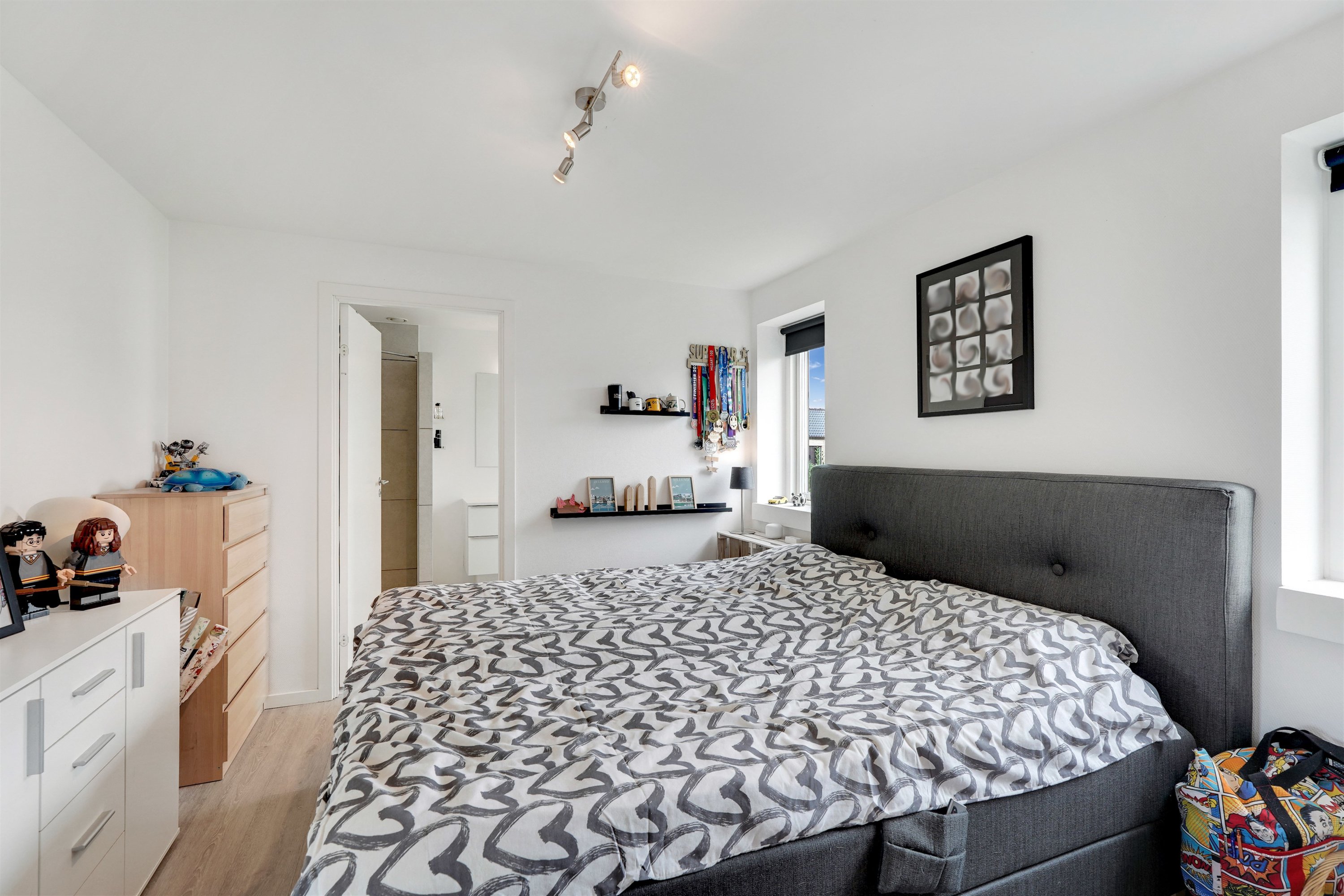 Fremhævet soveværelse billede i fuldskærmstilstand. Billede af Tusindbenet 4, 7190 Billund