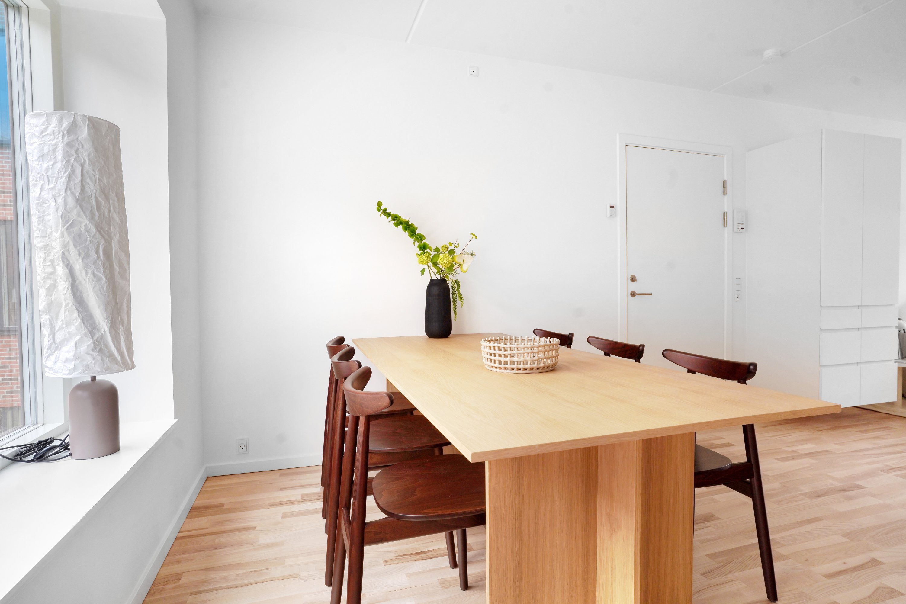 Fremhævet spisestue billede i fuldskærmstilstand. Billede af Tove Maës Vej 2, 2. tv., 2500 Valby