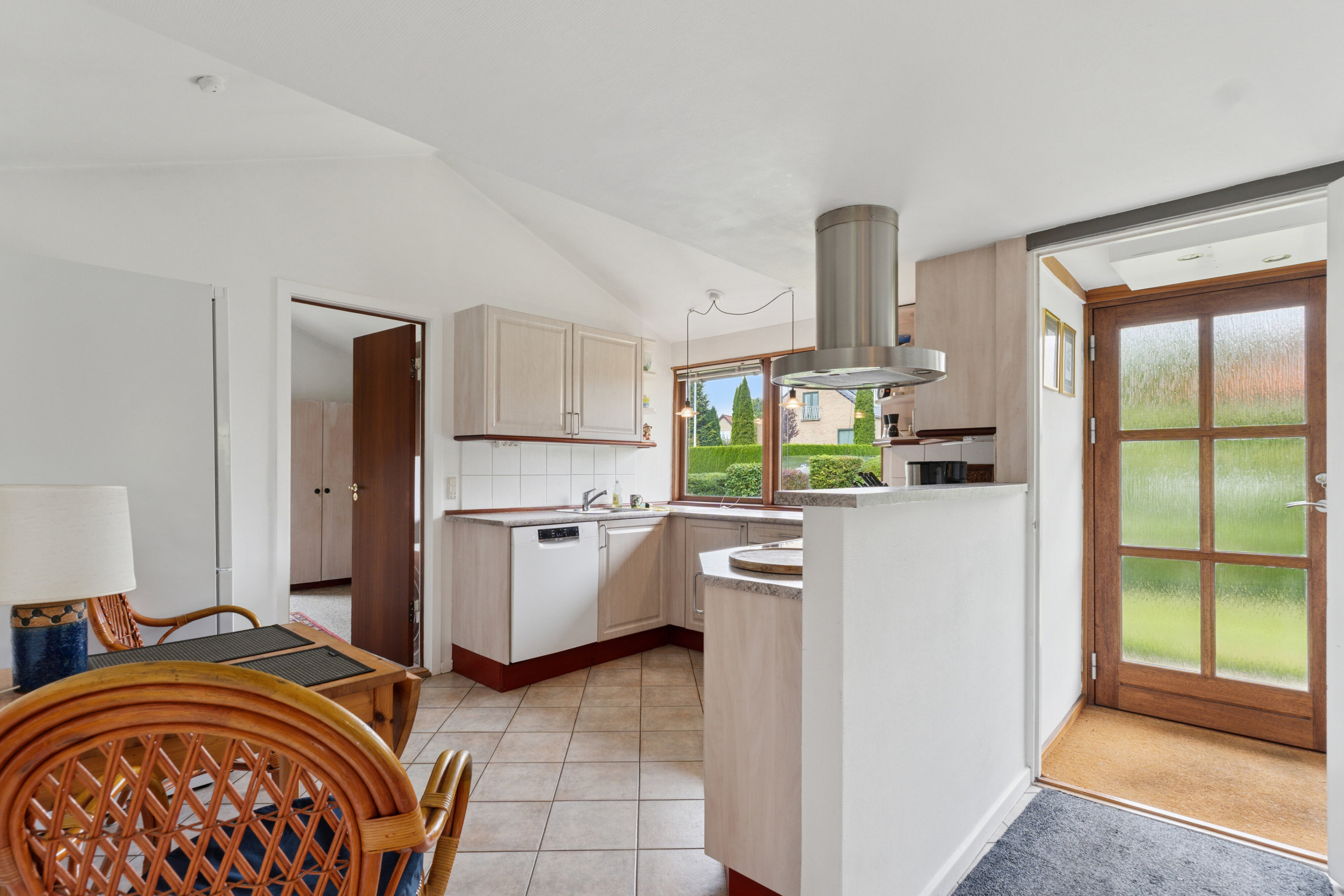 Fremhævet køkken billede i fuldskærmstilstand. Billede af Skodsborgvej 380, 2850 Nærum