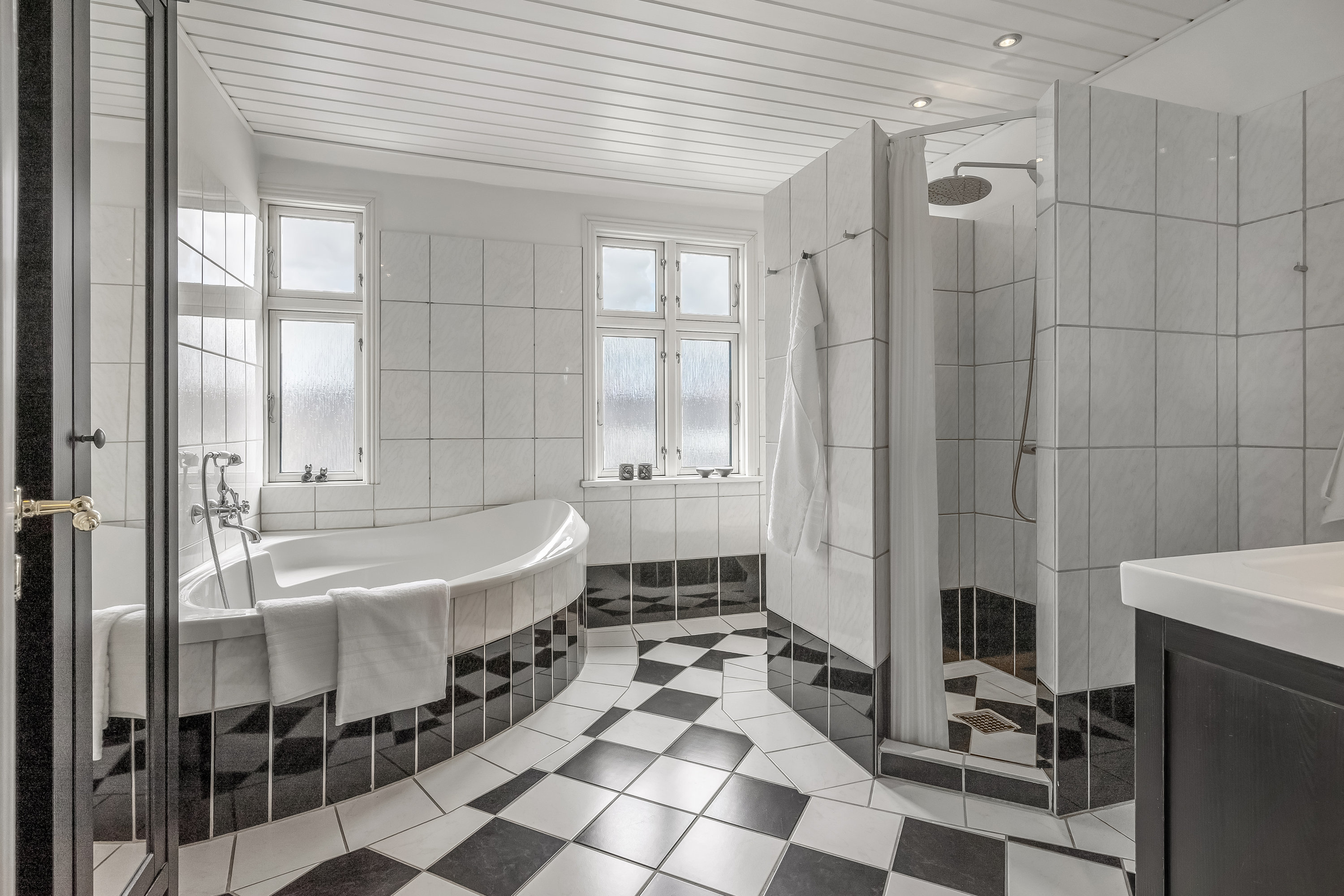 Fremhævet badeværelse billede i fuldskærmstilstand. Billede af Fredericiagade 3, 7500 Holstebro