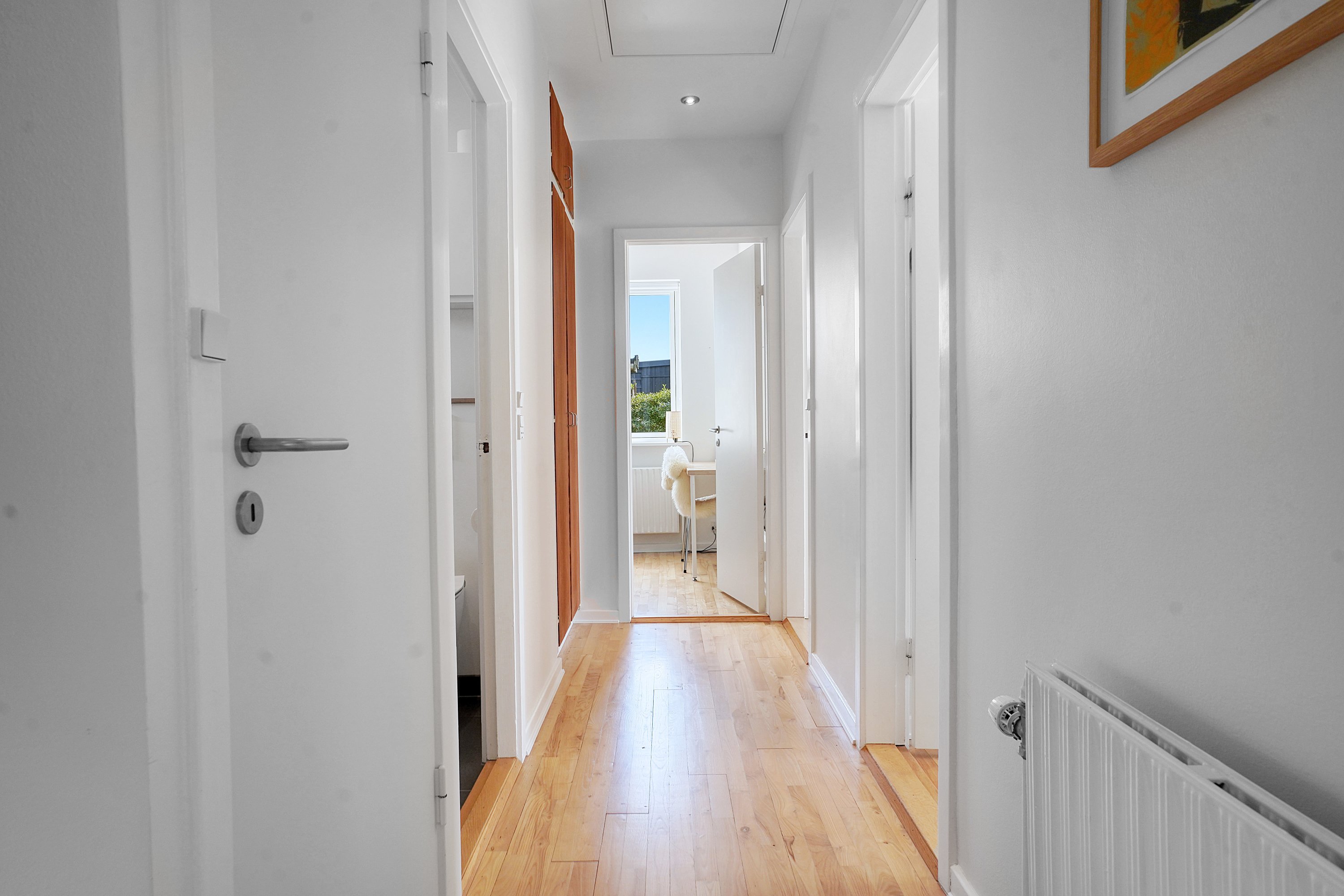 Fremhævet entré billede i fuldskærmstilstand. Billede af Birgitte Gøyesvej 26, 3400 Hillerød