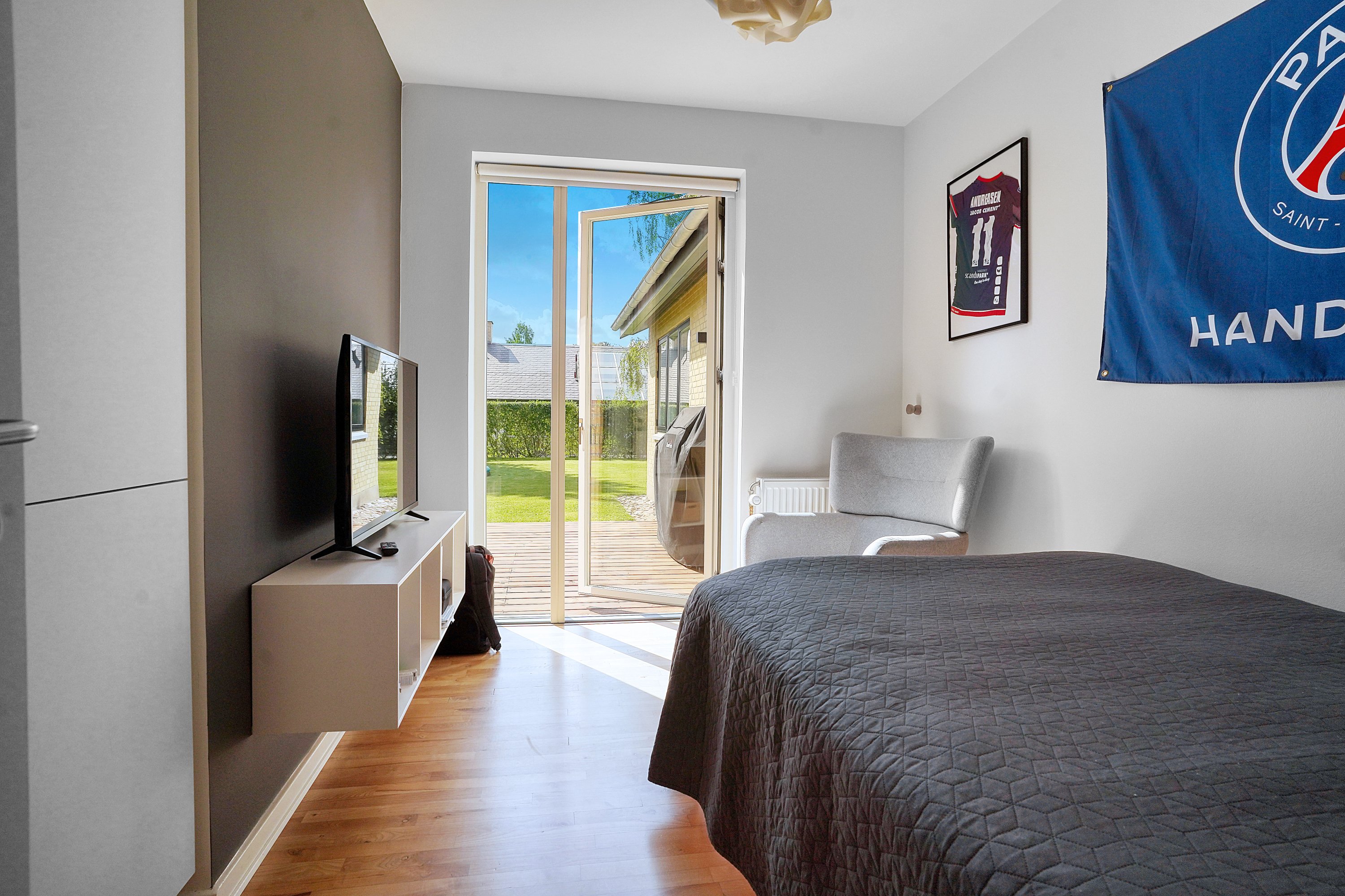 Fremhævet værelse billede i fuldskærmstilstand. Billede af Birgitte Gøyesvej 26, 3400 Hillerød