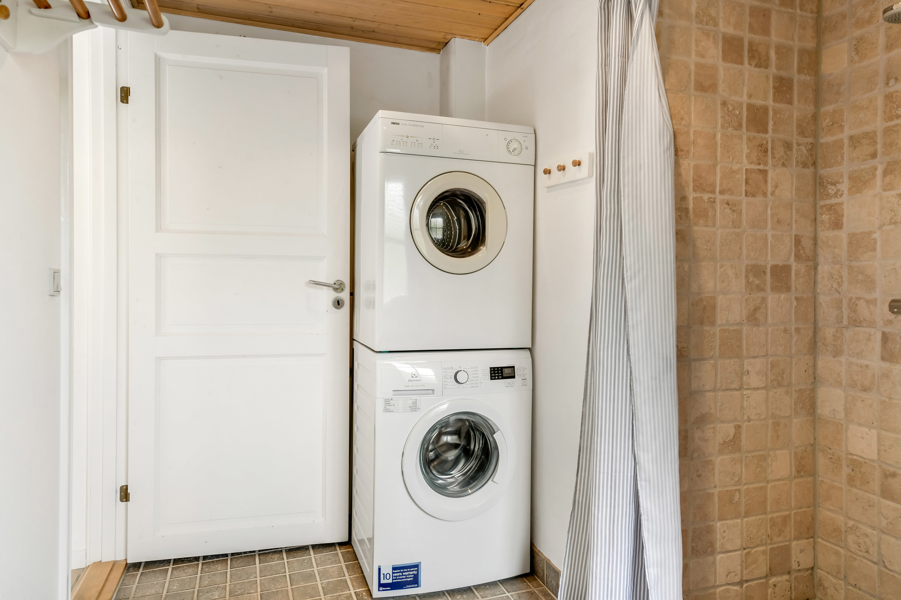 Fremhævet  billede i fuldskærmstilstand. Billede af Porsevej 10, Henne Strand, 6854 Henne