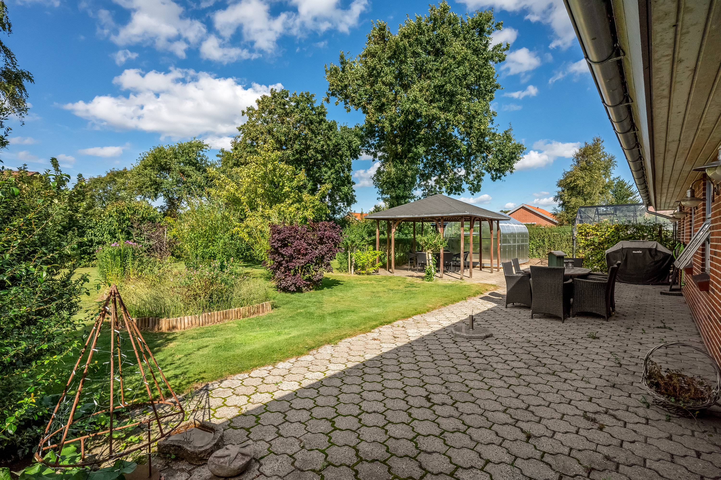 Fremhævet terrasse billede i fuldskærmstilstand. Billede af Bogfinkevej 28, Rindum, 6950 Ringkøbing