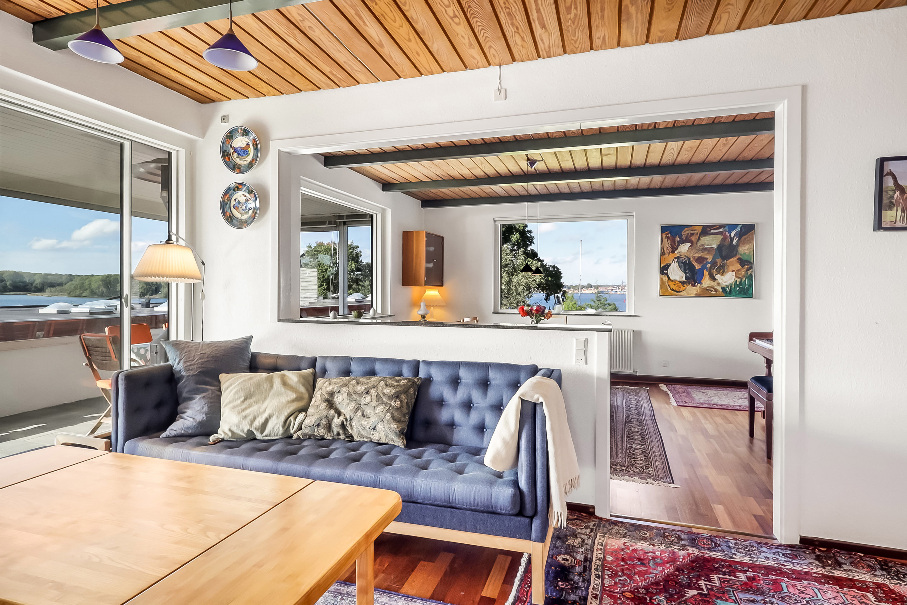 Fremhævet stue billede i fuldskærmstilstand. Billede af Myrehøjvej 37, 5700 Svendborg