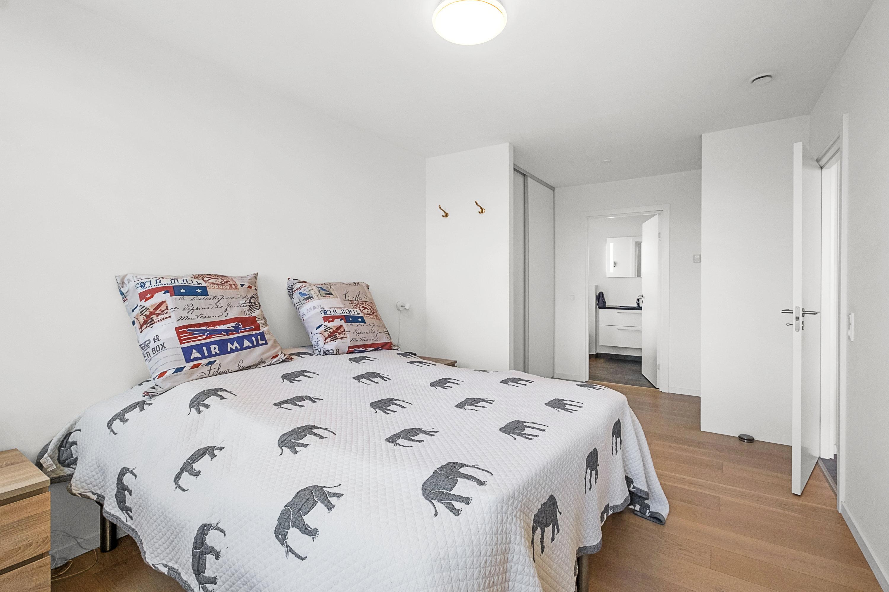 Fremhævet soveværelse billede i fuldskærmstilstand. Billede af Hjortshøjvangen 118, 8530 Hjortshøj