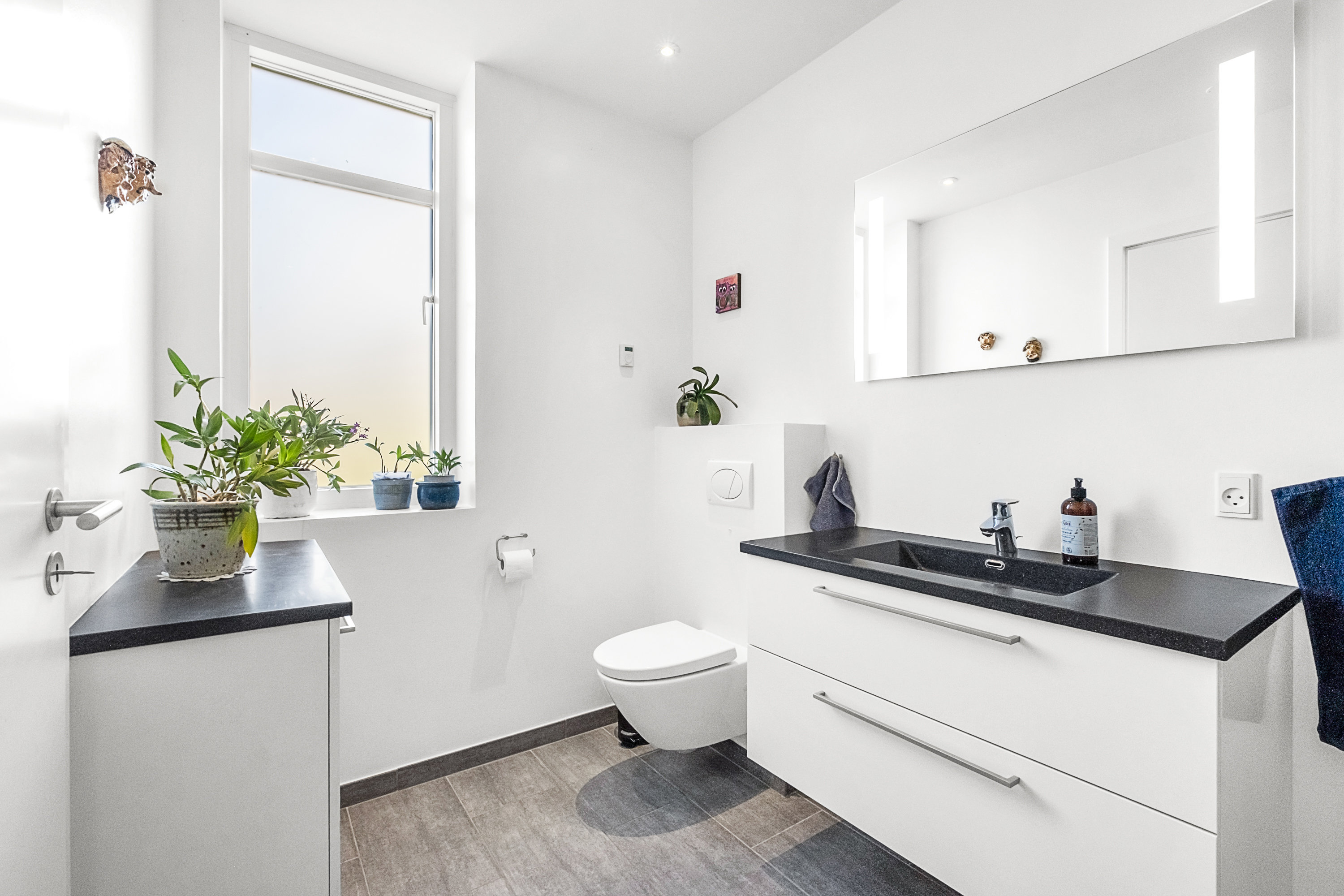 Fremhævet badeværelse billede i fuldskærmstilstand. Billede af Hjortshøjvangen 118, 8530 Hjortshøj