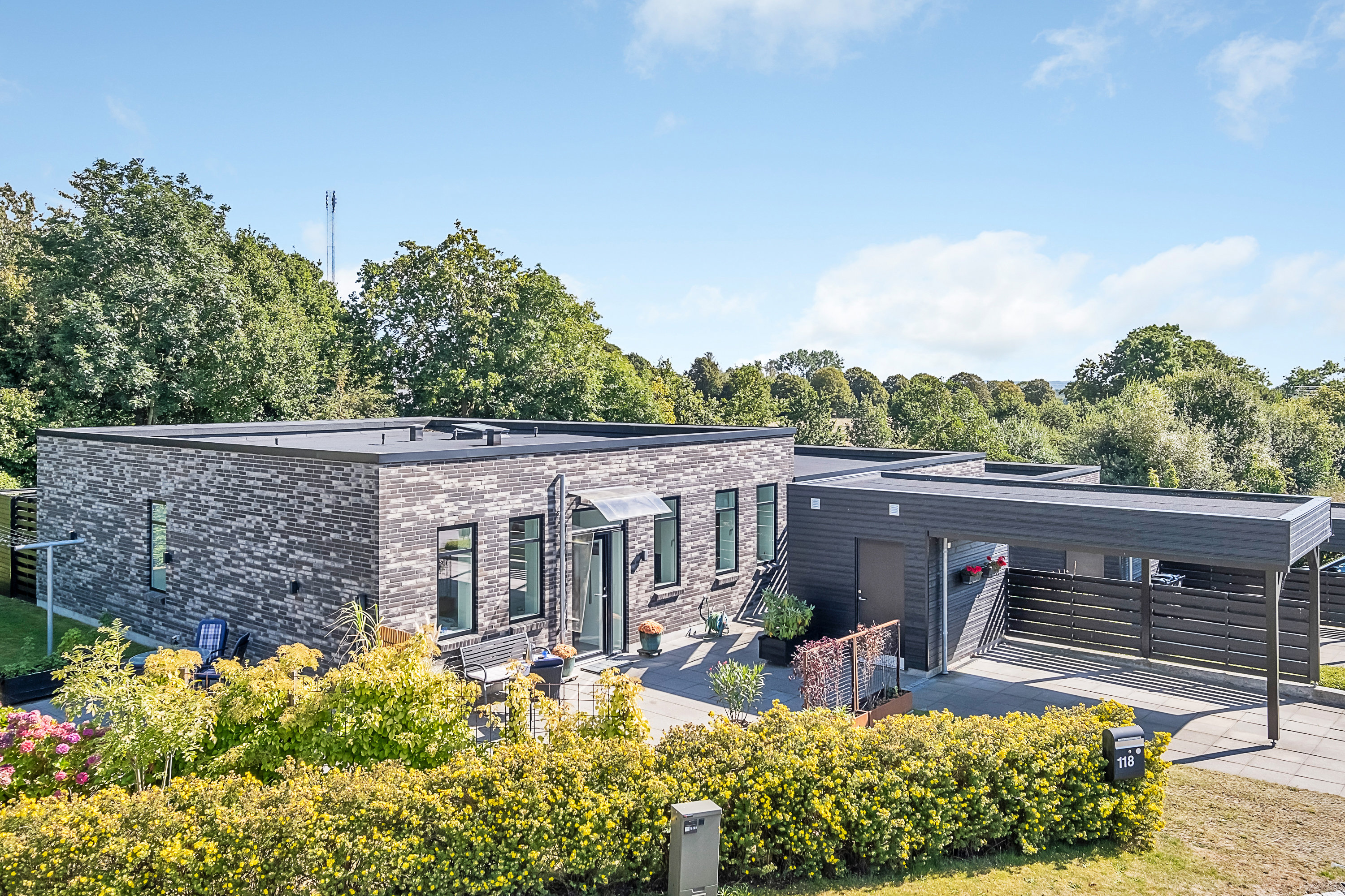 Rækkehus: Facade på Hjortshøjvangen 118, 8530 Hjortshøj