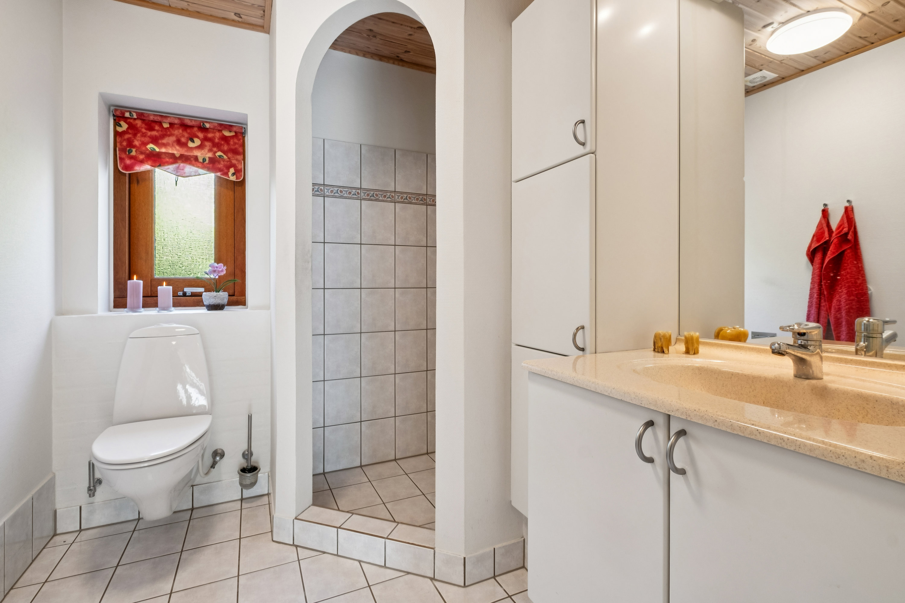 Fremhævet badeværelse billede i fuldskærmstilstand. Billede af Nordrevej 4A, Tyrsted, 8700 Horsens