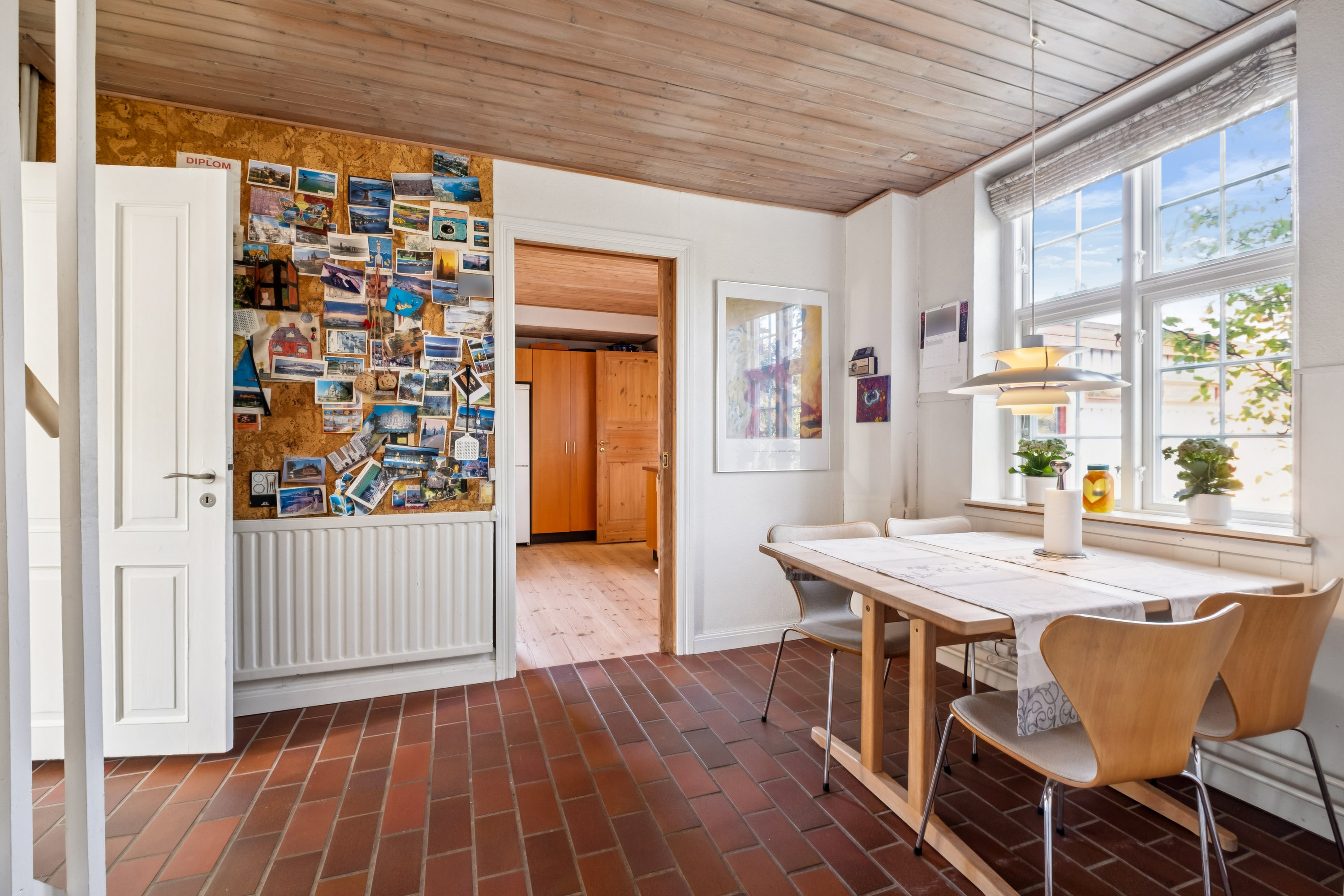 Fremhævet spisestue billede i fuldskærmstilstand. Billede af Røntoftevej 4, Vrønding, 8700 Horsens