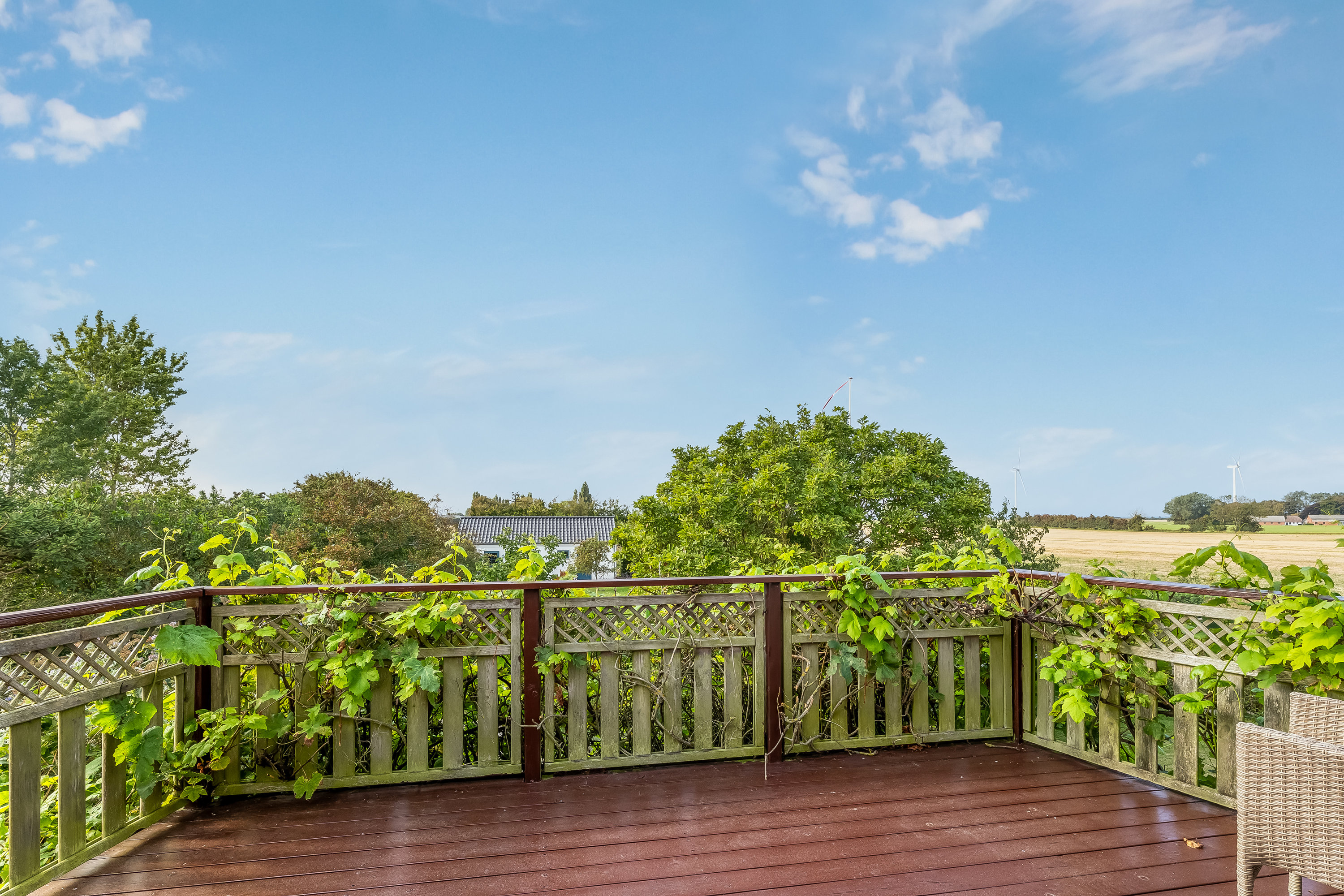 Fremhævet altan billede i fuldskærmstilstand. Billede af Vensholmvej 20, Købelev, 4900 Nakskov