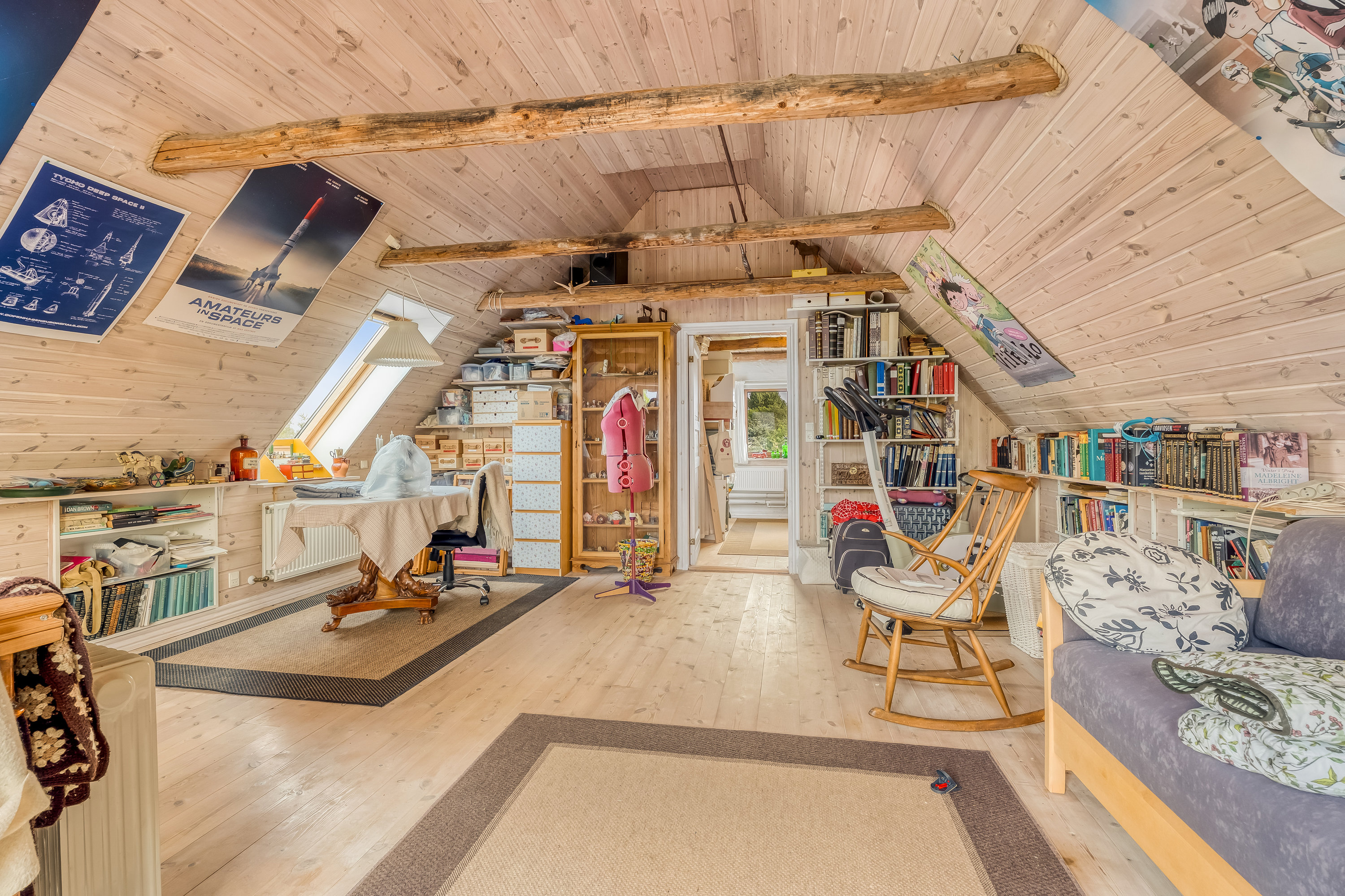 Fremhævet stue billede i fuldskærmstilstand. Billede af Vensholmvej 20, Købelev, 4900 Nakskov