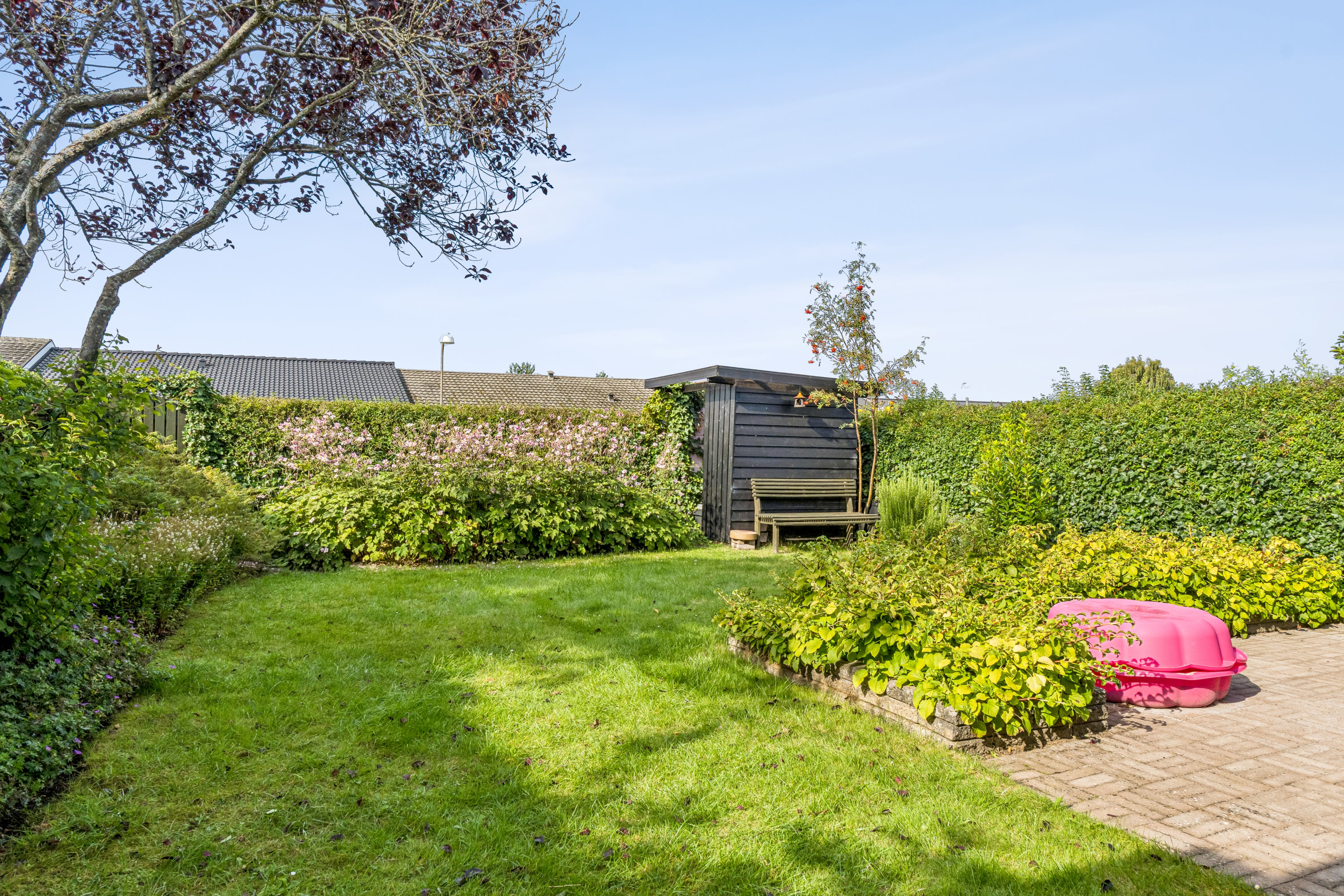 Fremhævet have billede i fuldskærmstilstand. Billede af Fuglebakken 172, Snestrup, 5210 Odense NV