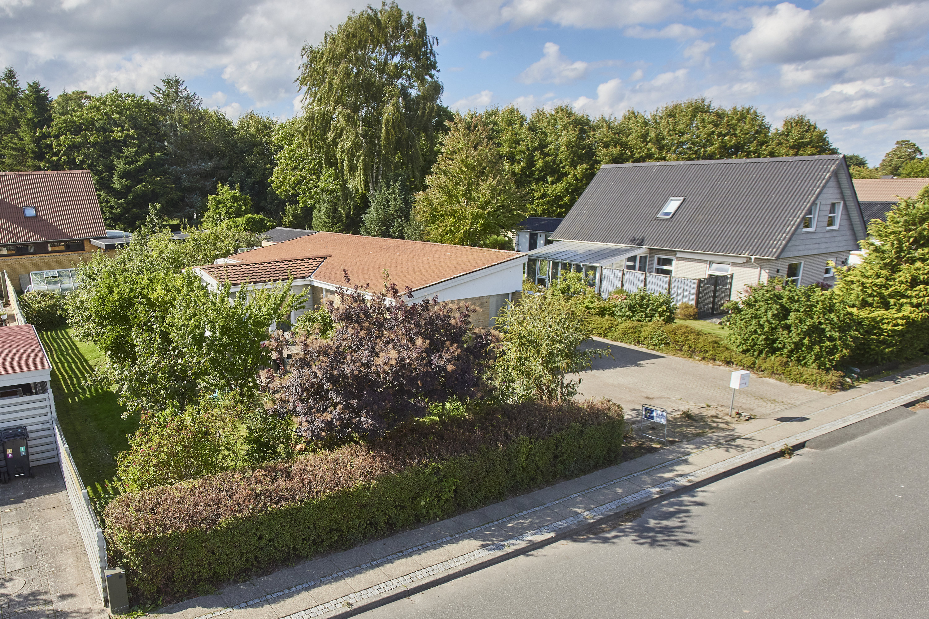 Fremhævet ejendommen billede i fuldskærmstilstand. Billede af Lærkevej 10, 8832 Skals