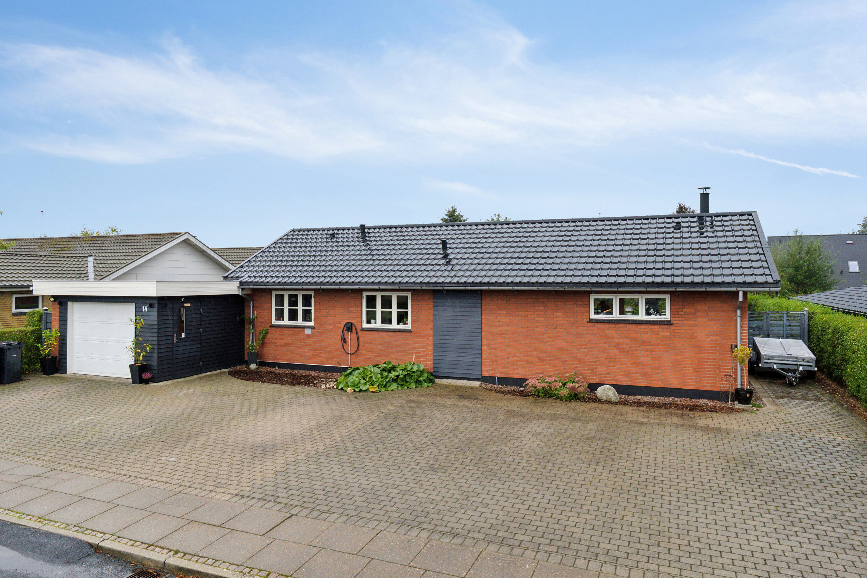 Fremhævet udendørs billede i fuldskærmstilstand. Billede af Trannisvej 14, 6040 Egtved