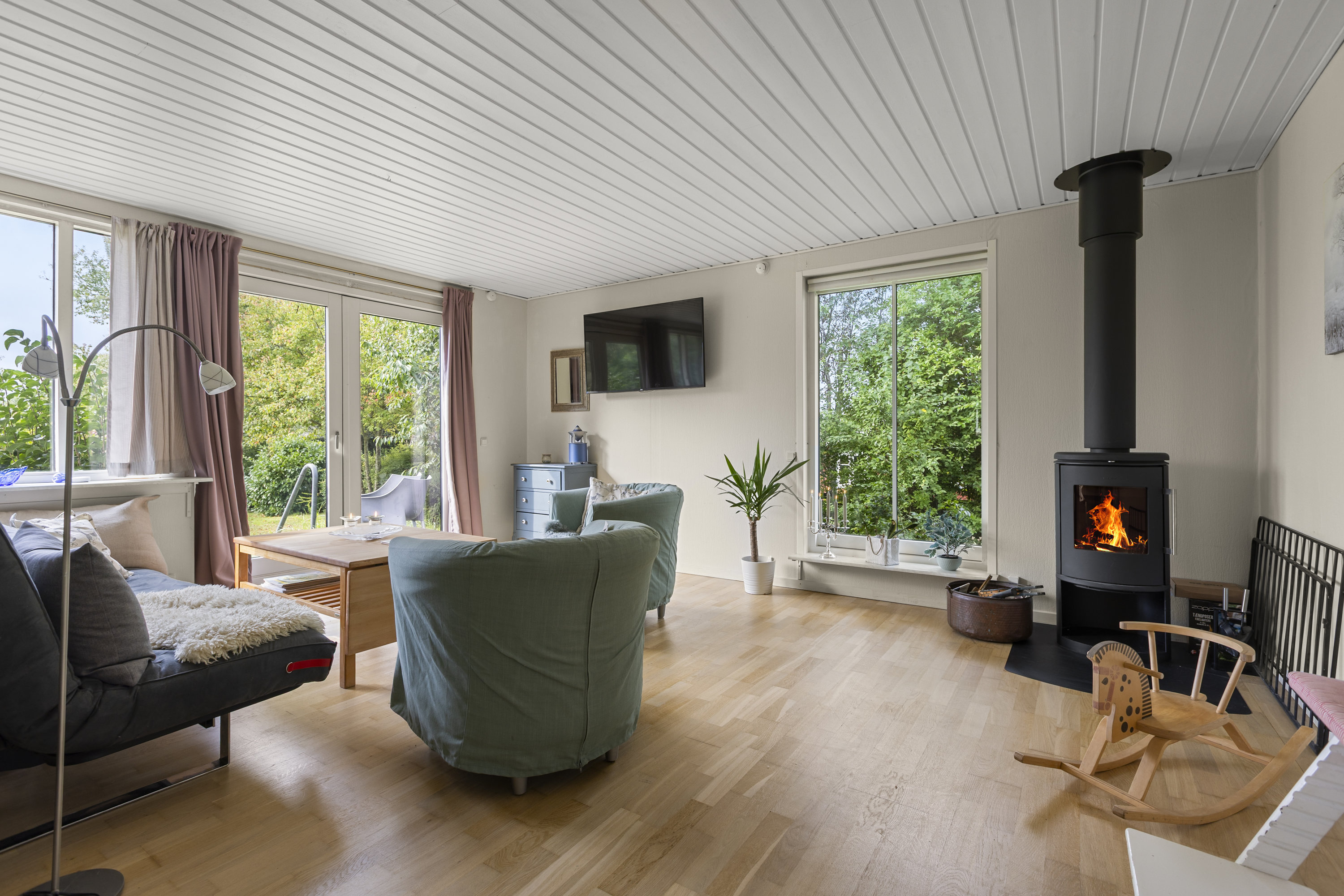 Fremhævet stue billede i fuldskærmstilstand. Billede af Mejsevænget 15, Kyndeløse, 4070 Kirke Hyllinge