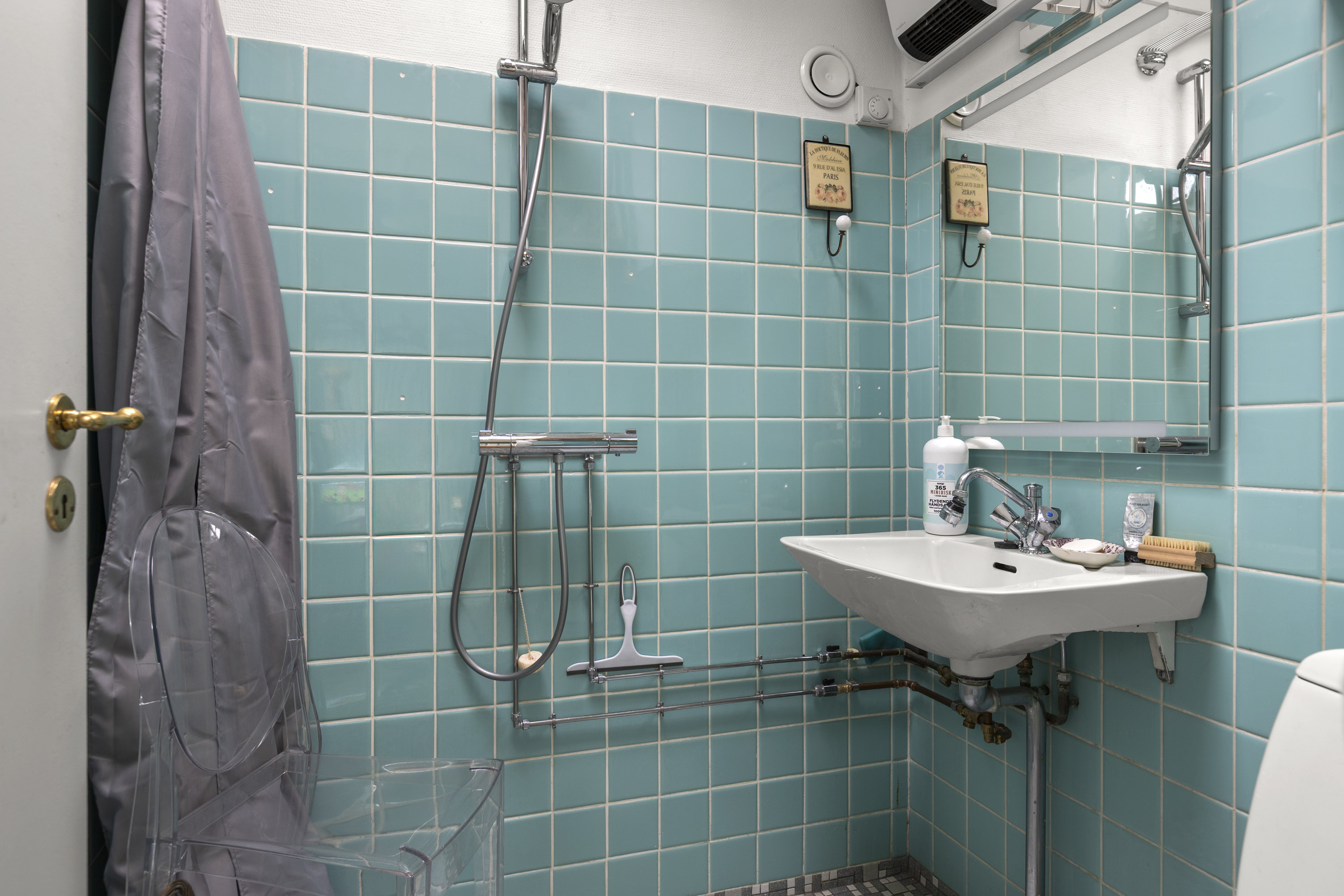 Fremhævet badeværelse billede i fuldskærmstilstand. Billede af Mejsevænget 15, Kyndeløse, 4070 Kirke Hyllinge