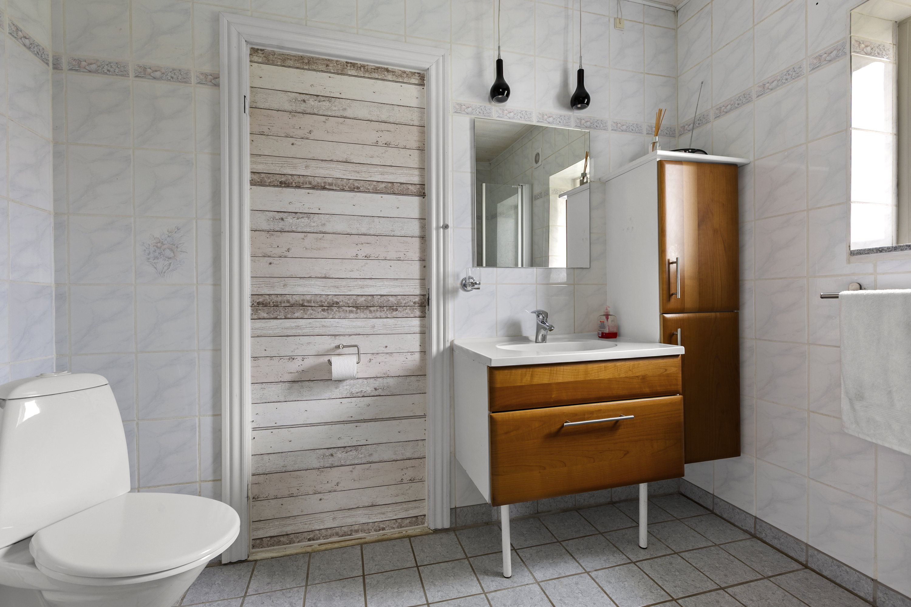 Fremhævet badeværelse billede i fuldskærmstilstand. Billede af Vrangstrupvej 88, Vrangstrup, 4171 Glumsø