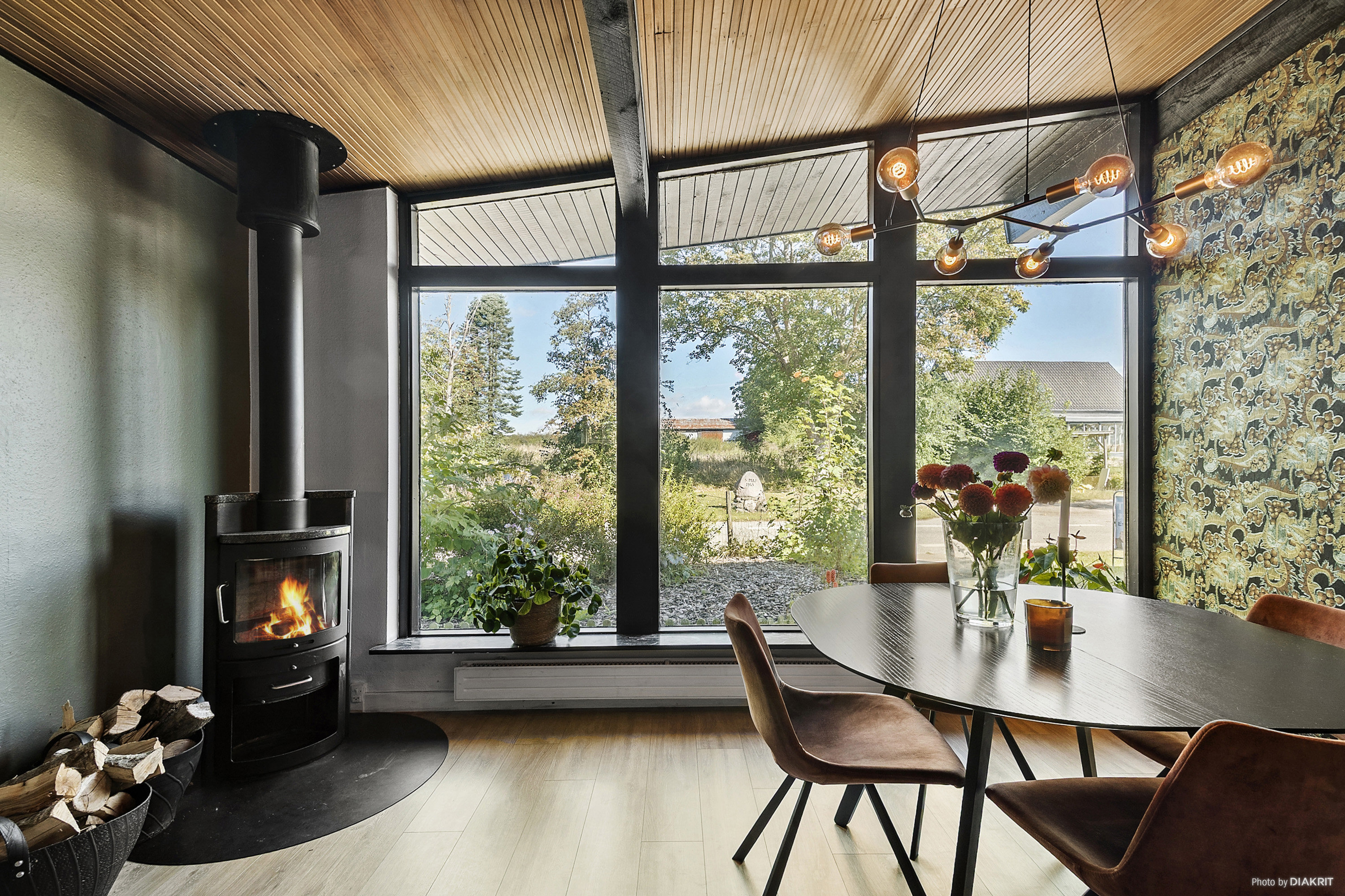 Fremhævet spisestue billede i fuldskærmstilstand. Billede af Ølsemagle Kirkevej 75, 4600 Køge