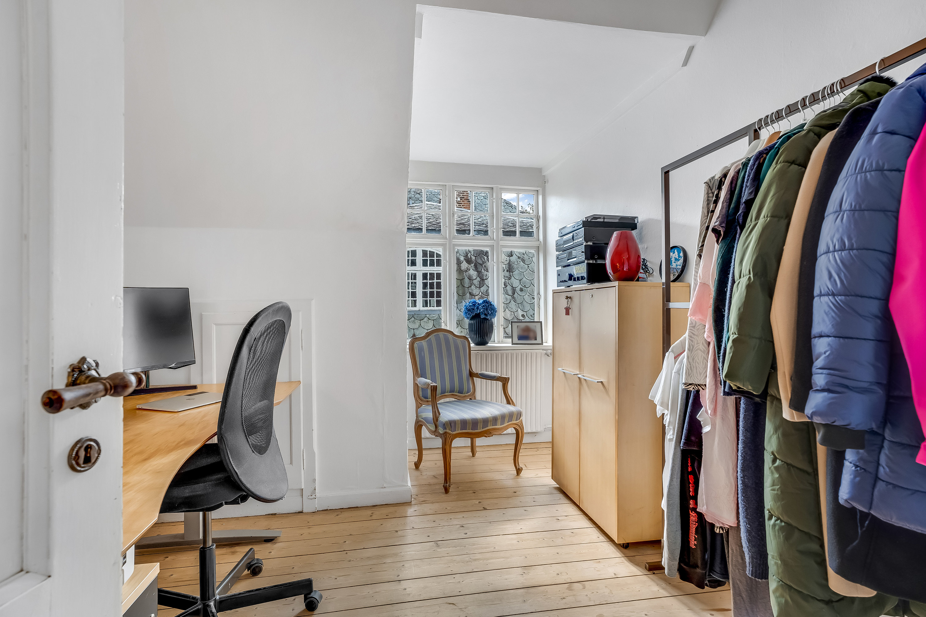 Fremhævet værelse billede i fuldskærmstilstand. Billede af Svingelsvej 34, 4900 Nakskov