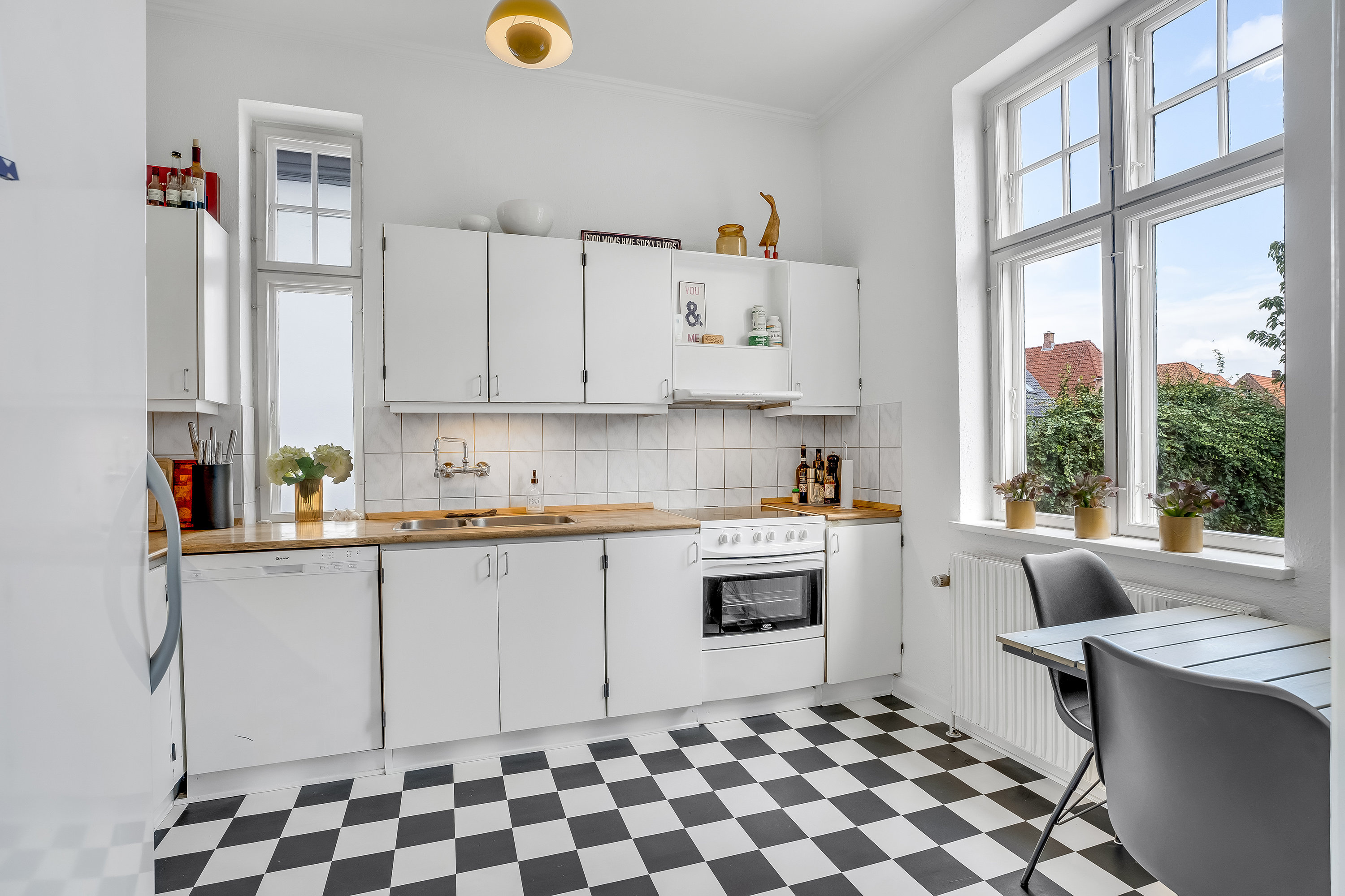 Fremhævet køkken billede i fuldskærmstilstand. Billede af Svingelsvej 34, 4900 Nakskov