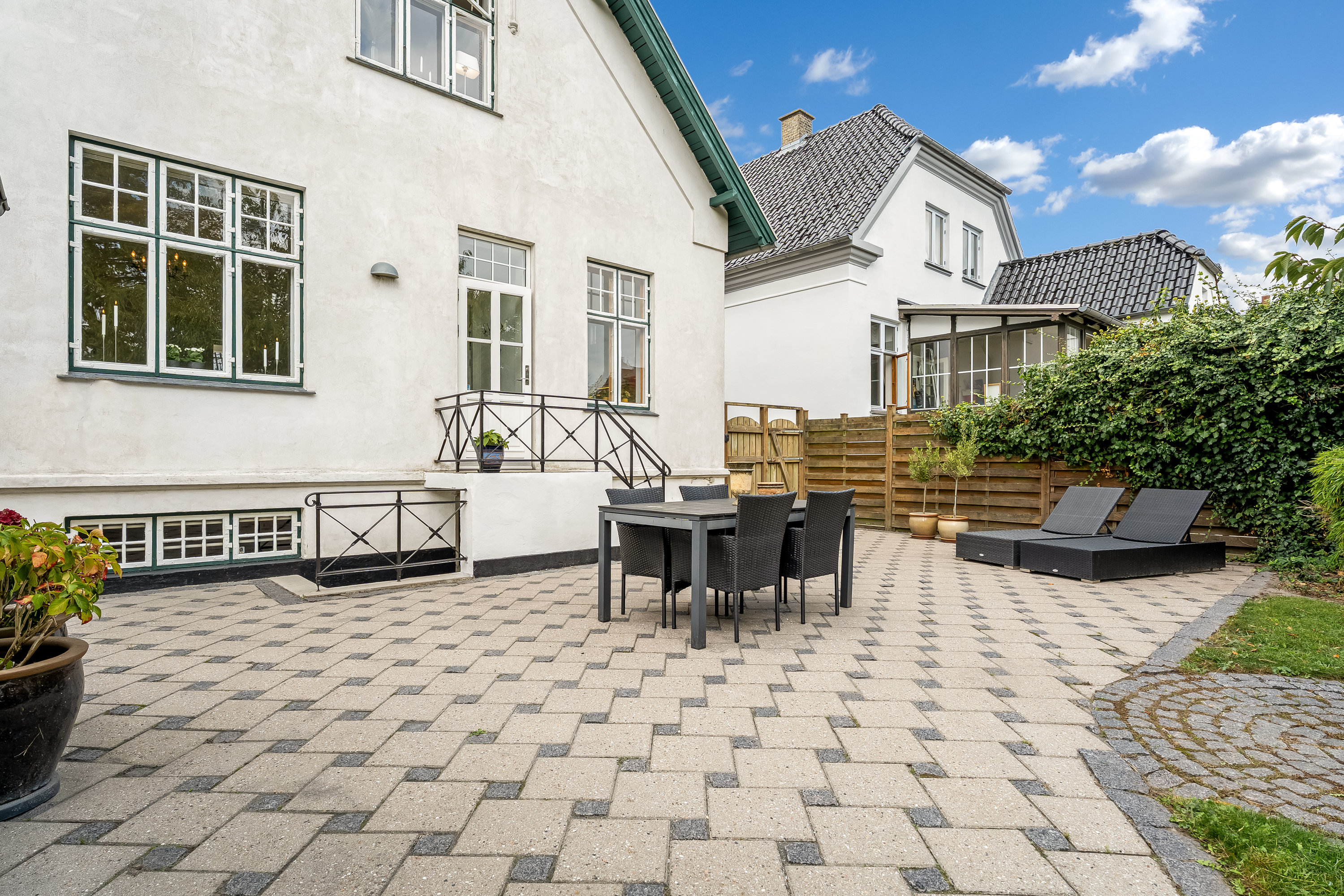 Fremhævet terrasse billede i fuldskærmstilstand. Billede af Svingelsvej 34, 4900 Nakskov