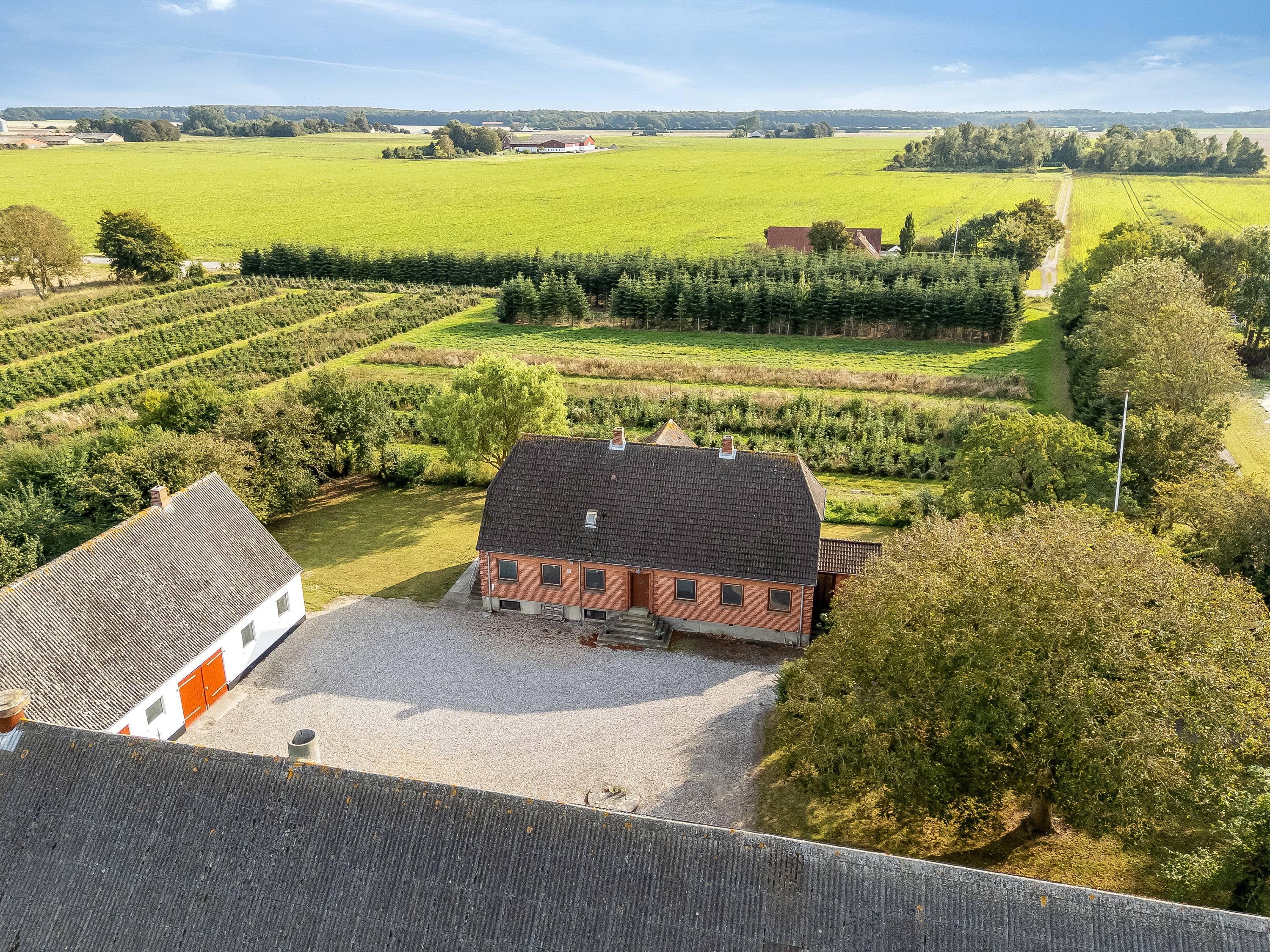 Fremhævet luftfoto billede i fuldskærmstilstand. Billede af Rudbjergvej 40, Munkeby, 4900 Nakskov