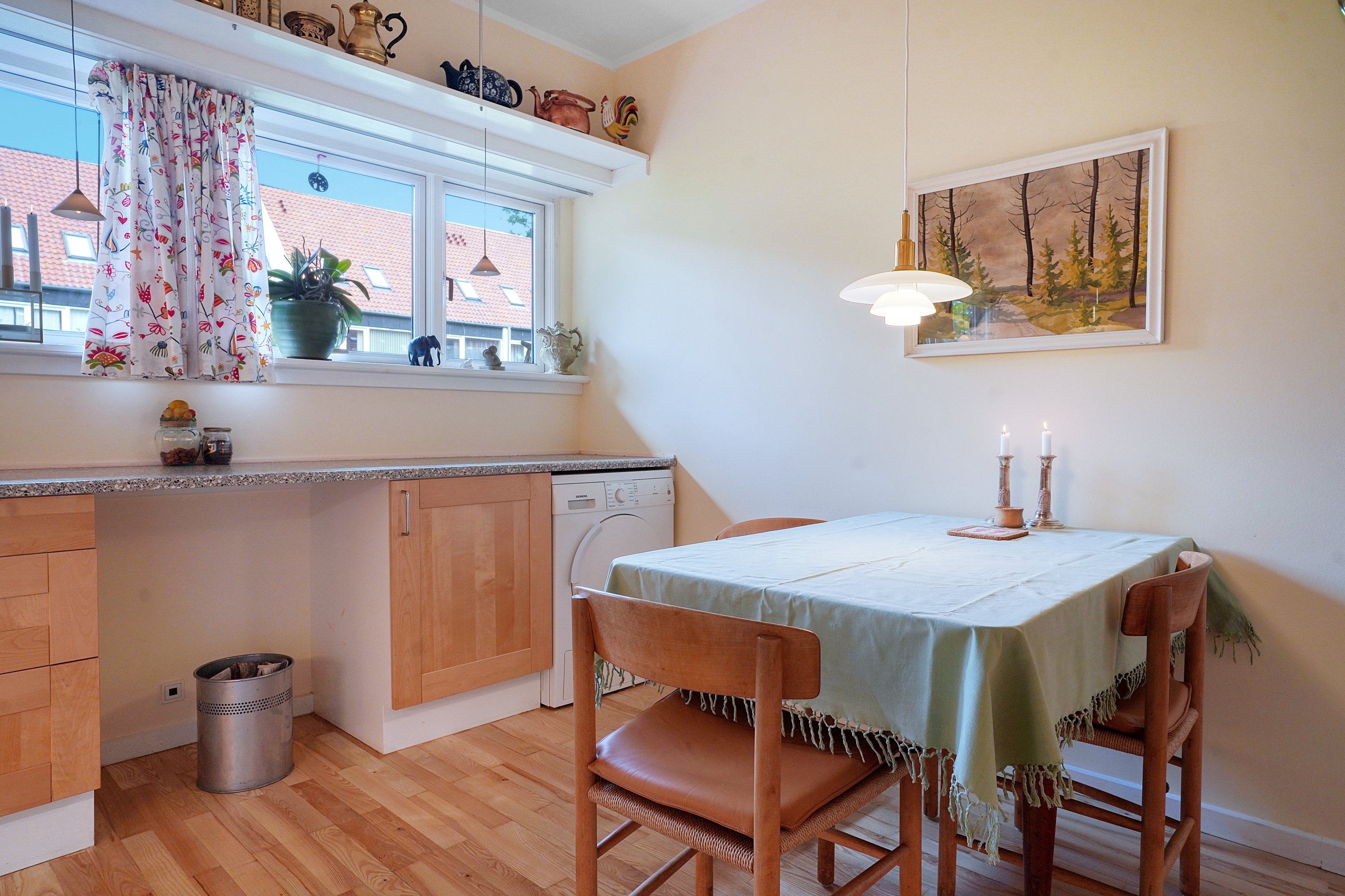 Fremhævet køkken billede i fuldskærmstilstand. Billede af Søllerød Park 16, st.. 1., Søllerød, 2840 Holte