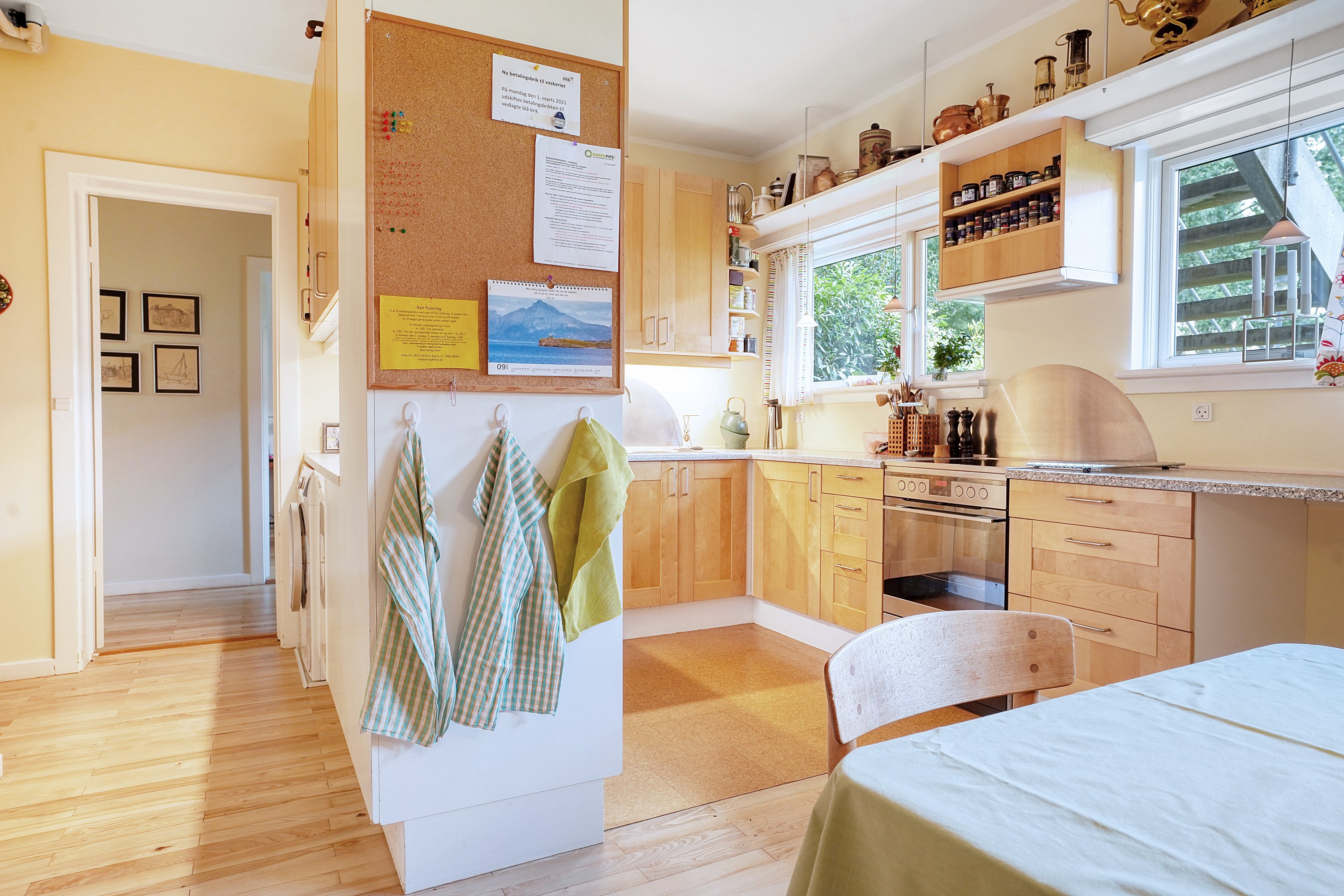 Fremhævet køkken billede i fuldskærmstilstand. Billede af Søllerød Park 16, st.. 1., Søllerød, 2840 Holte