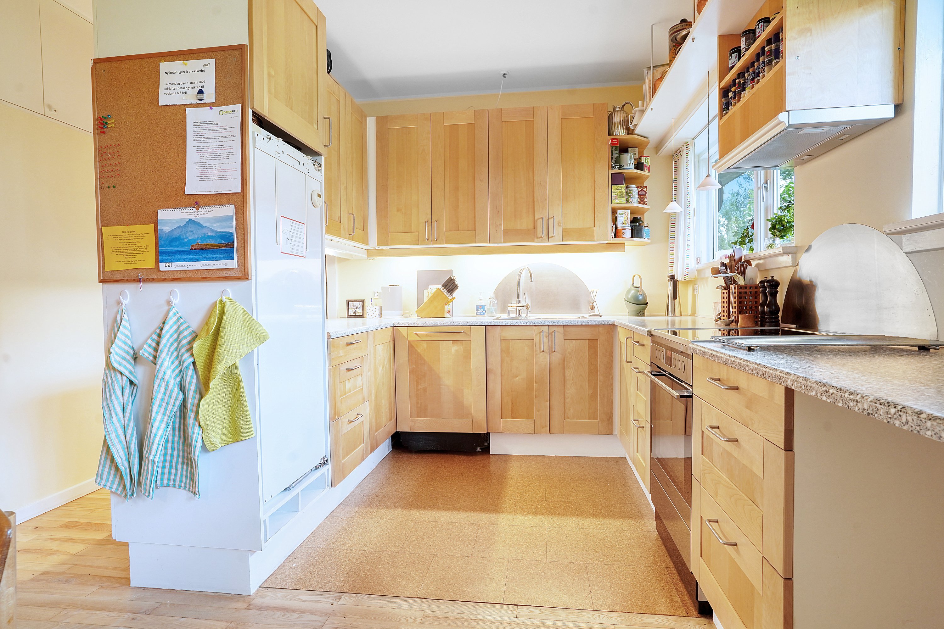 Fremhævet køkken billede i fuldskærmstilstand. Billede af Søllerød Park 16, st.. 1., Søllerød, 2840 Holte