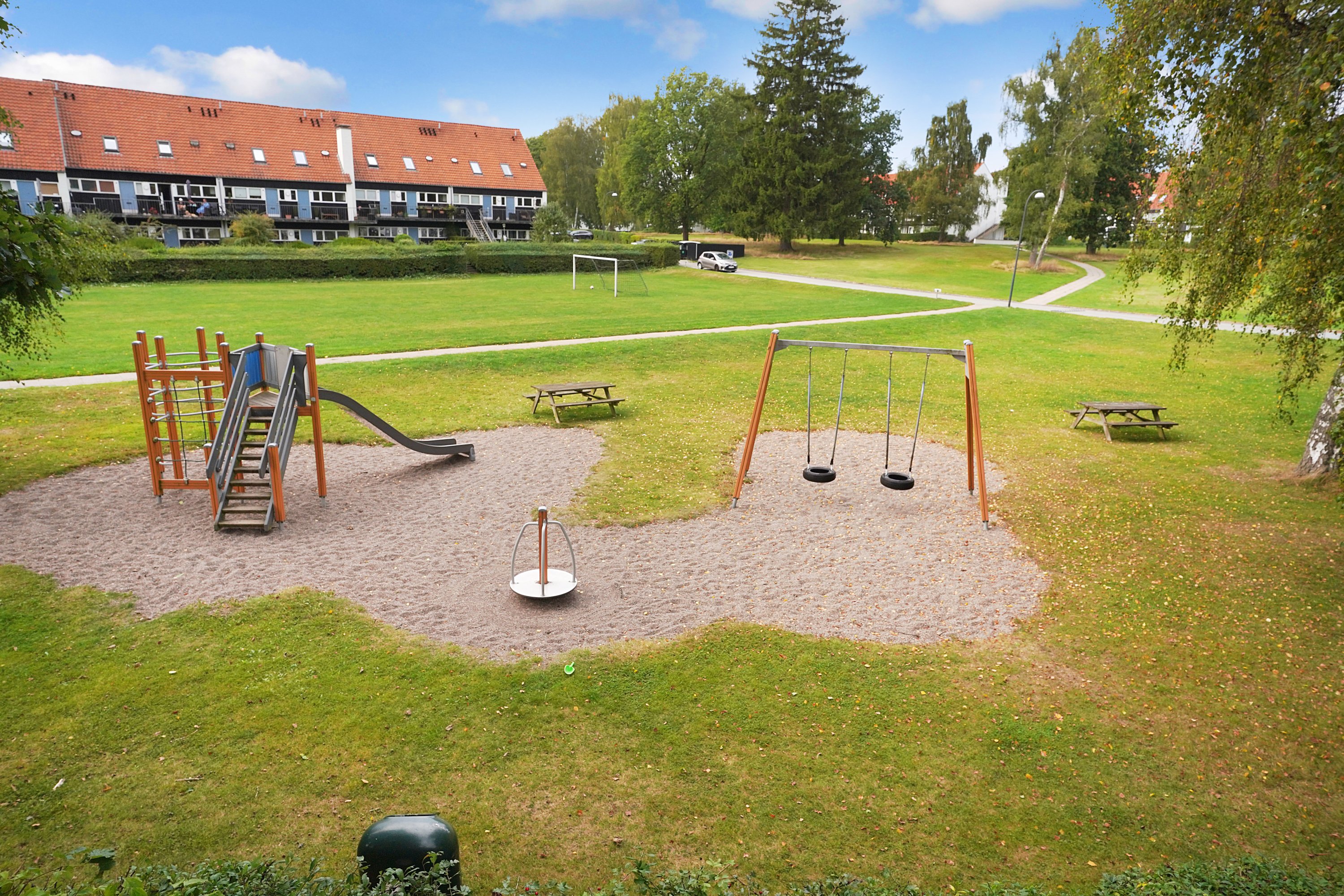 Fremhævet område billede i fuldskærmstilstand. Billede af Søllerød Park 16, st.. 1., Søllerød, 2840 Holte