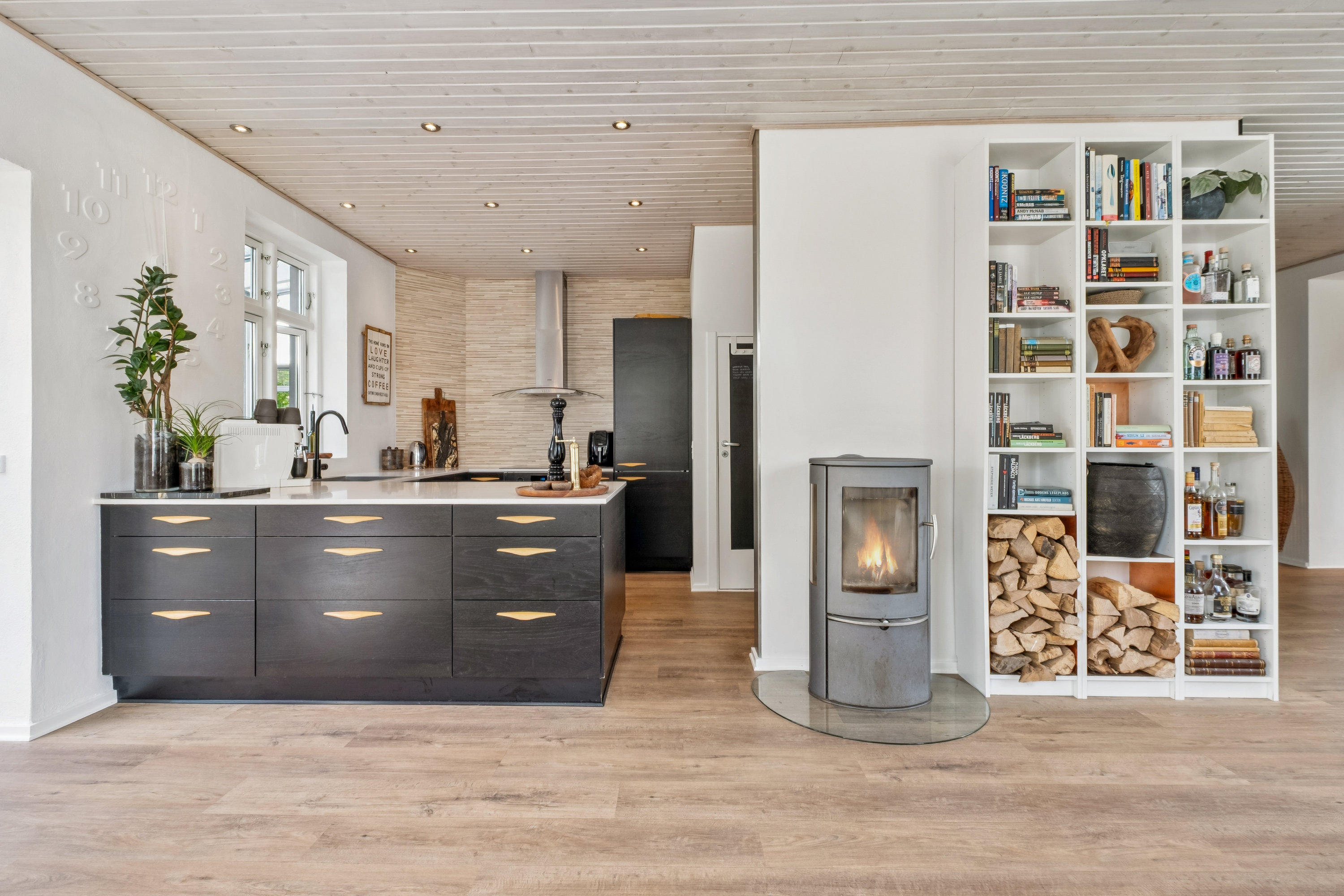 Fremhævet køkken billede i fuldskærmstilstand. Billede af Vejlevej 30, Thorsvang, 8700 Horsens